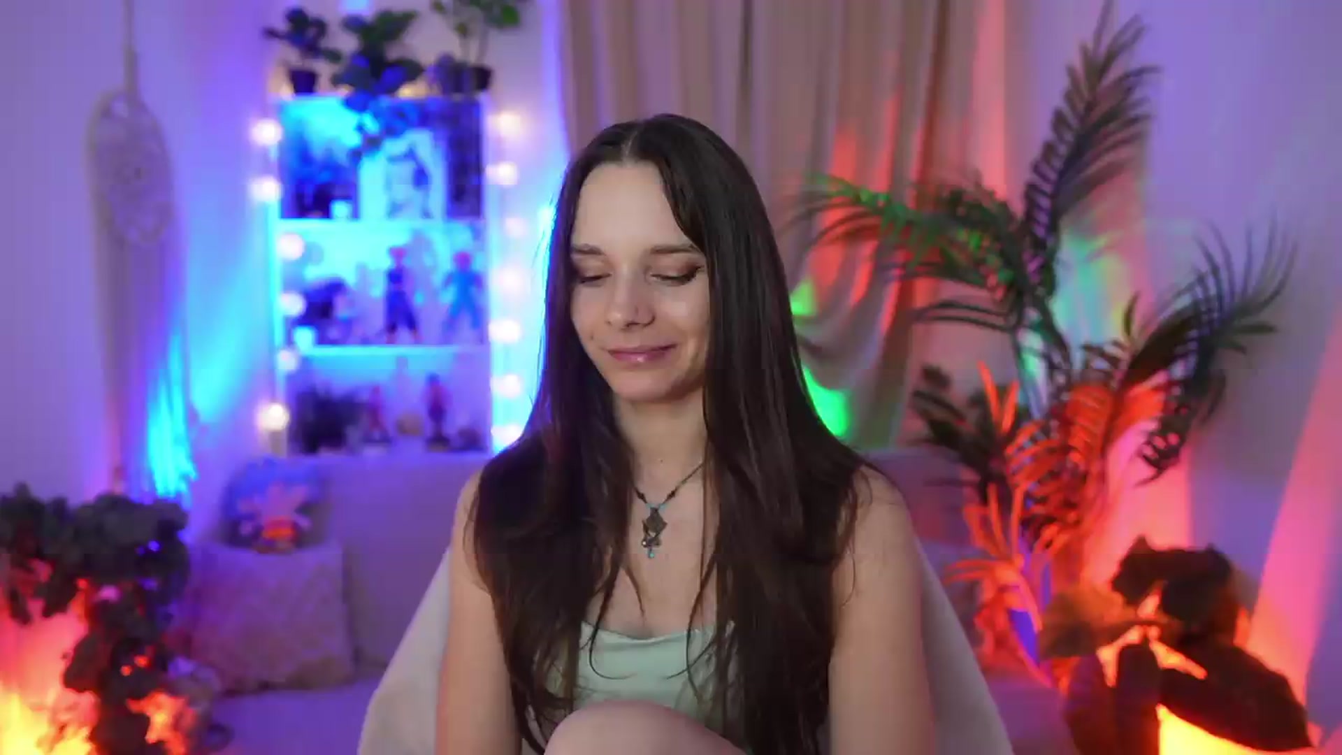 Gallery image thumbnail from Anna_Leah's myfreecams stream on, 07/29/2026, 02:24 image 18 of 20