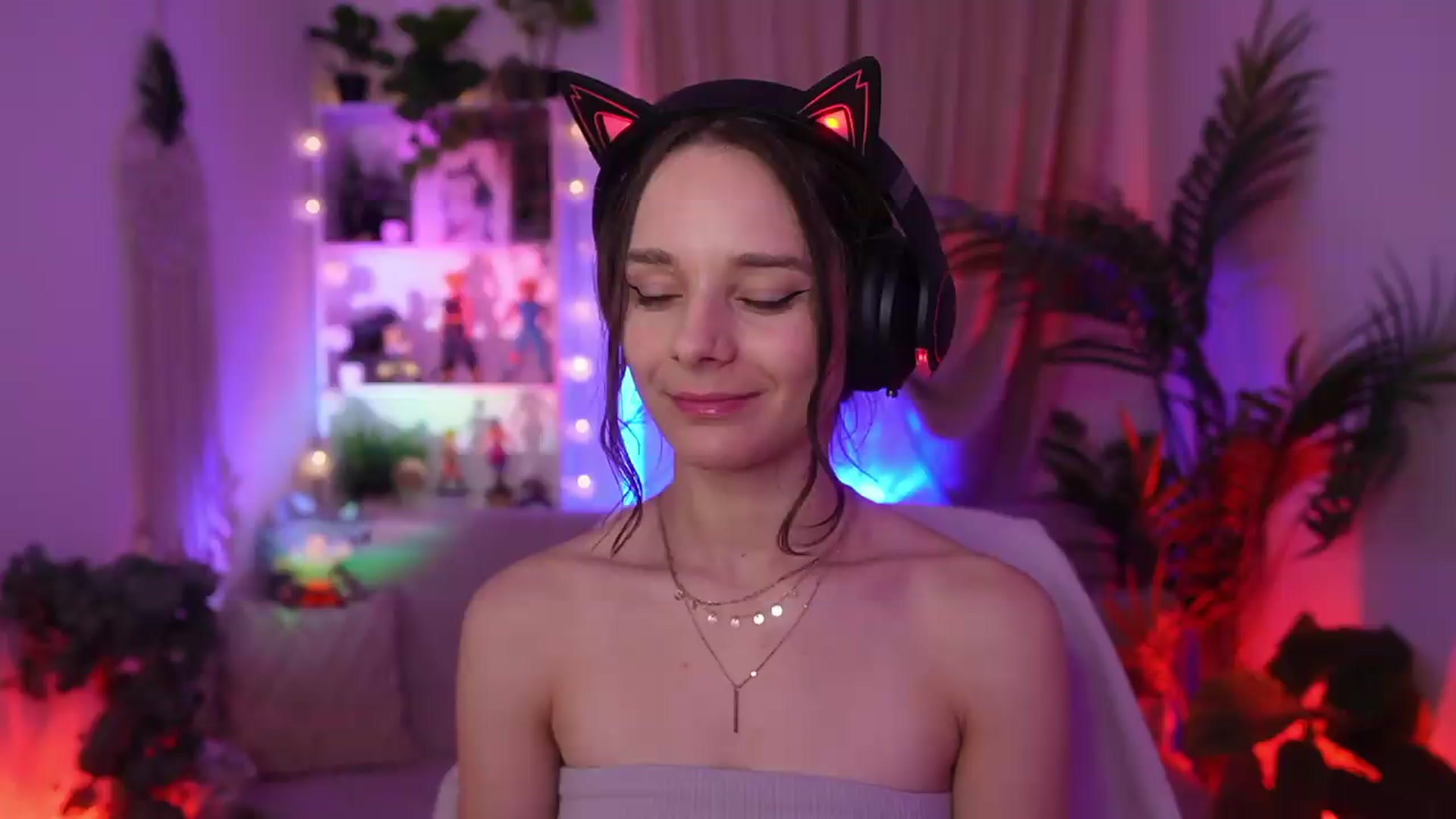 Gallery image thumbnail from Anna_Leah's myfreecams stream on, 07/29/2026, 20:53 image 16 of 20