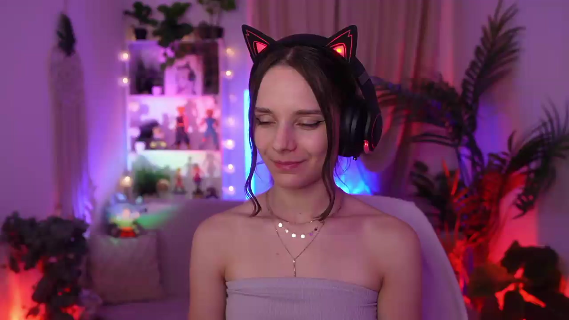 Gallery image thumbnail from Anna_Leah's myfreecams stream on, 07/29/2026, 21:44 image 13 of 20