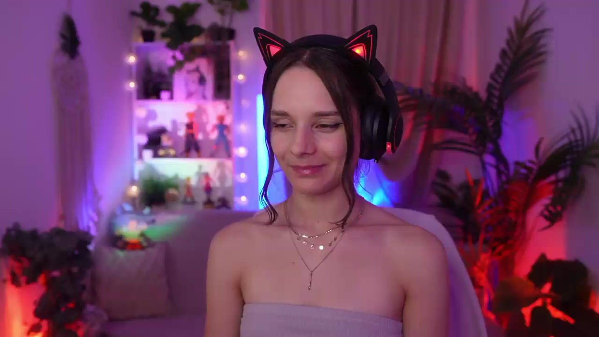 Gallery image thumbnail from Anna_Leah's myfreecams stream on, 07/29/2026, 21:44 image 5 of 20