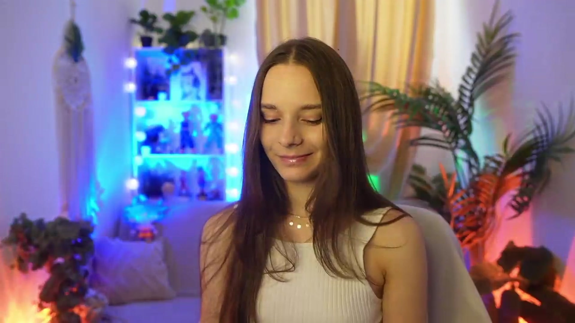 Gallery image thumbnail from Anna_Leah's myfreecams stream on, 07/30/2026, 15:27 image 10 of 20