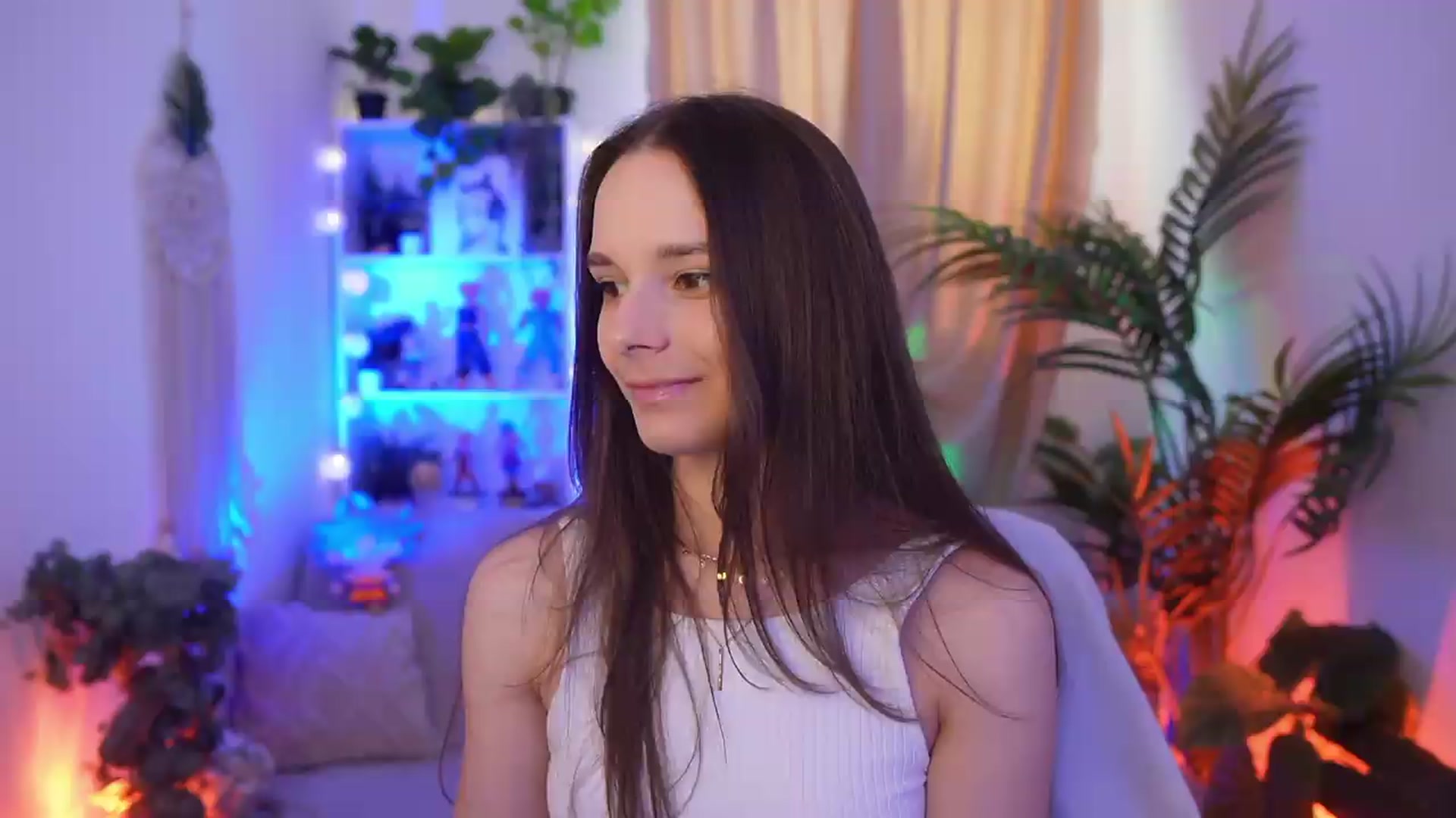Gallery image thumbnail from Anna_Leah's myfreecams stream on, 07/30/2026, 15:27 image 4 of 20