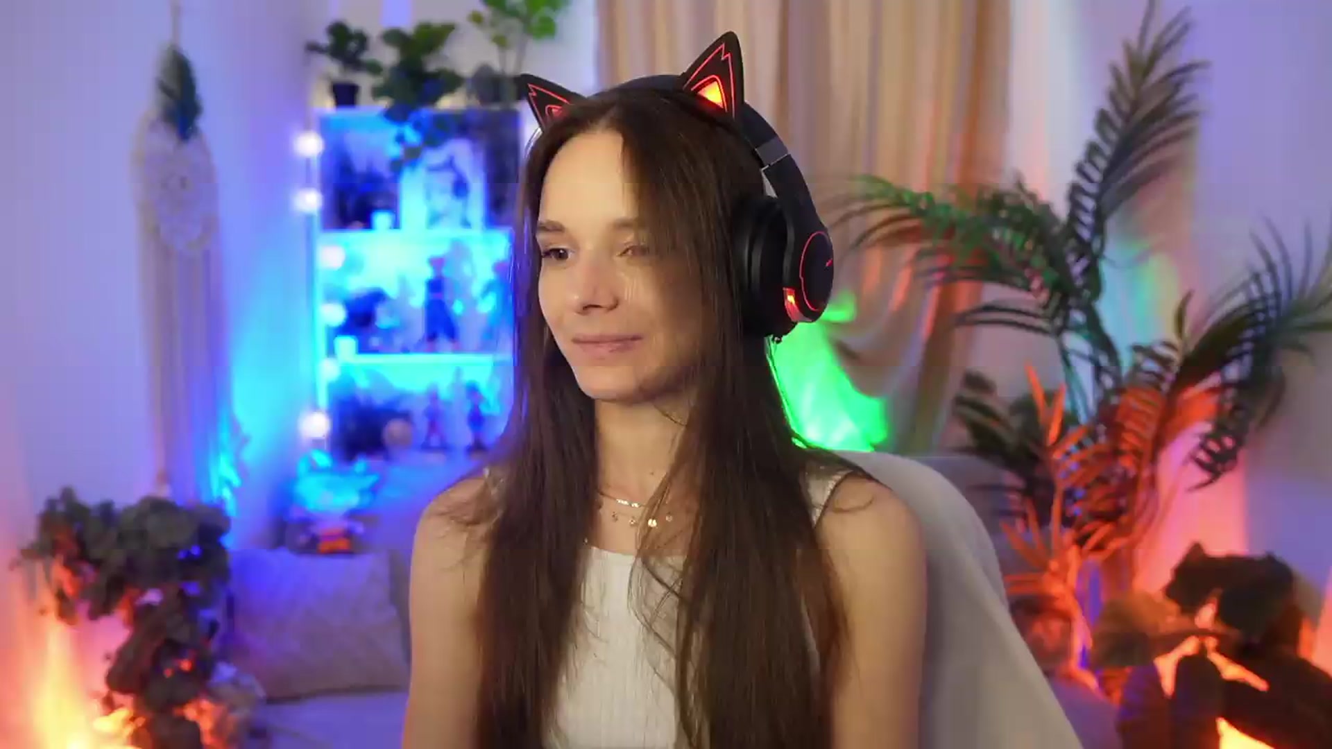 Gallery image thumbnail from Anna_Leah's myfreecams stream on, 07/30/2026, 17:19 image 1 of 20