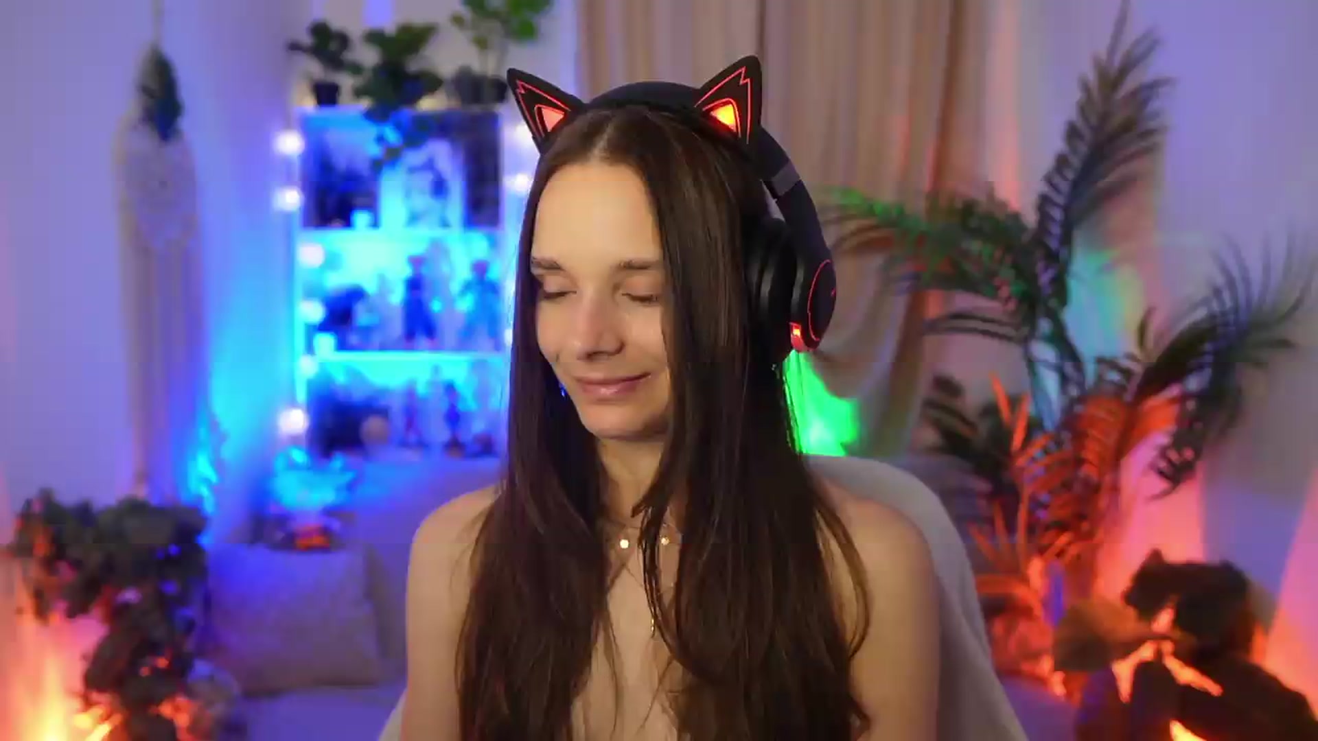 Gallery image thumbnail from Anna_Leah's myfreecams stream on, 07/30/2026, 17:58 image 9 of 20