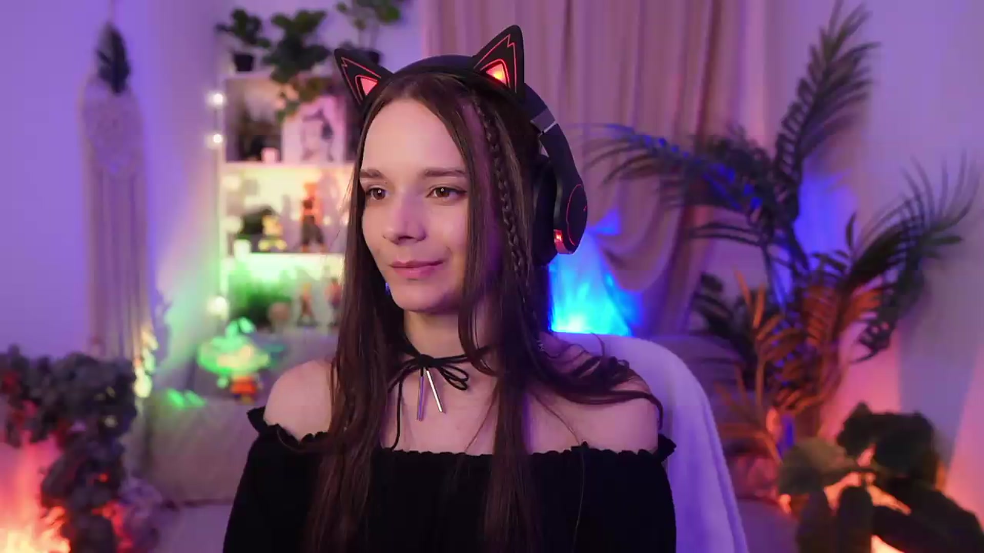 Gallery image thumbnail from Anna_Leah's myfreecams stream on, 08/03/2026, 20:46 image 4 of 20
