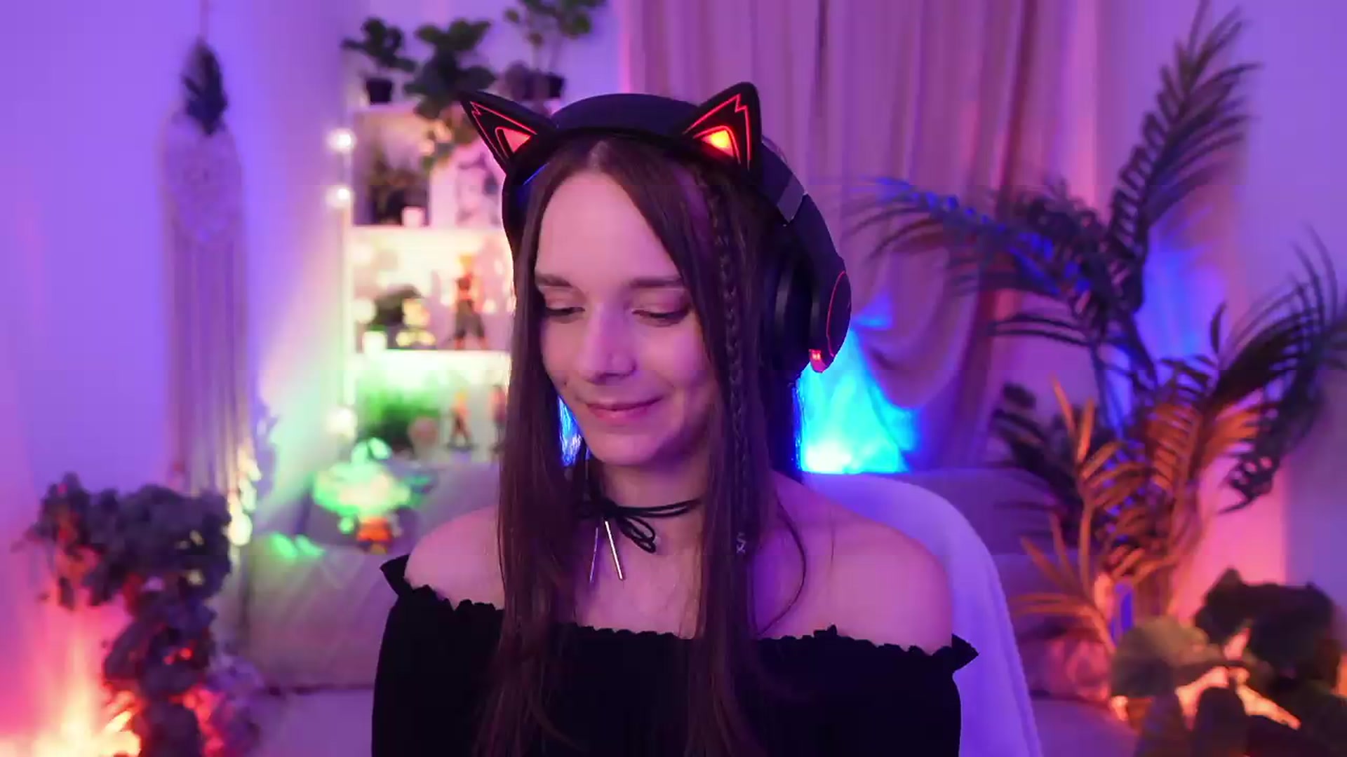 Gallery image thumbnail from Anna_Leah's myfreecams stream on, 08/03/2026, 20:46 image 16 of 20