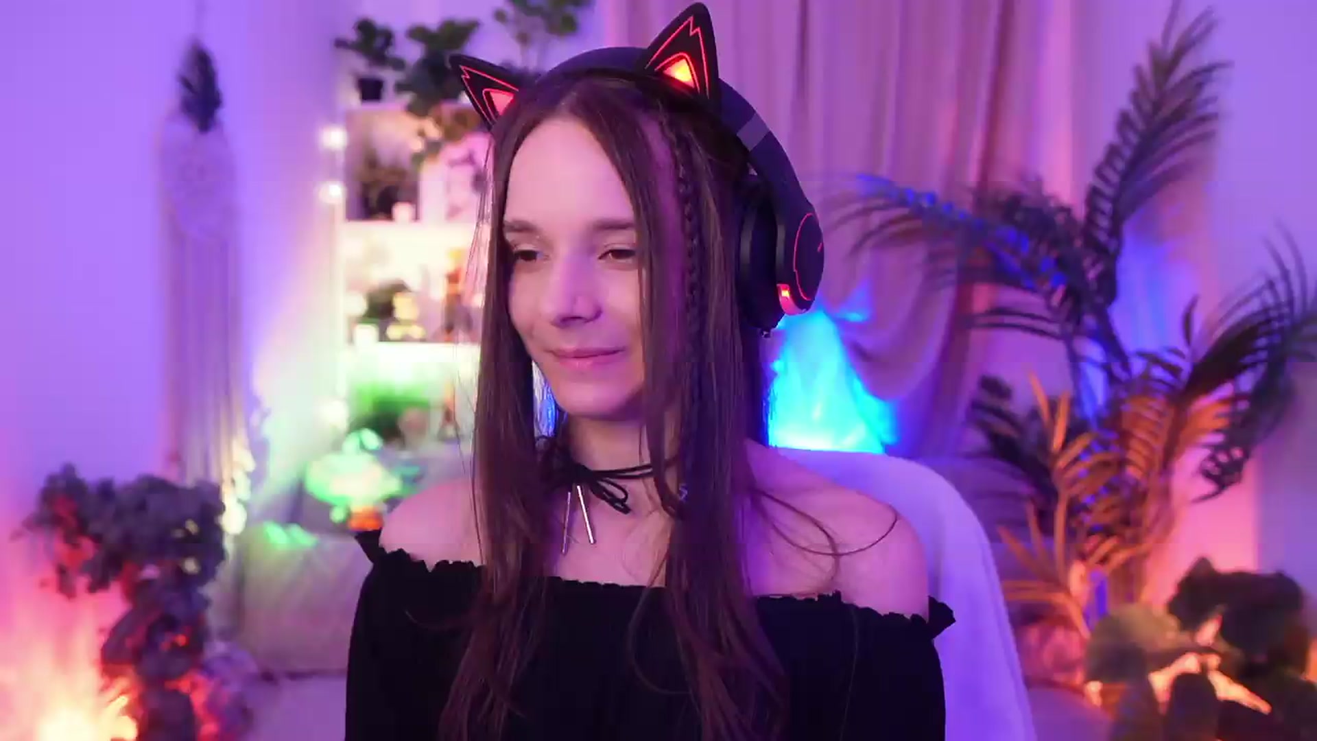Gallery image thumbnail from Anna_Leah's myfreecams stream on, 08/03/2026, 20:46 image 19 of 20