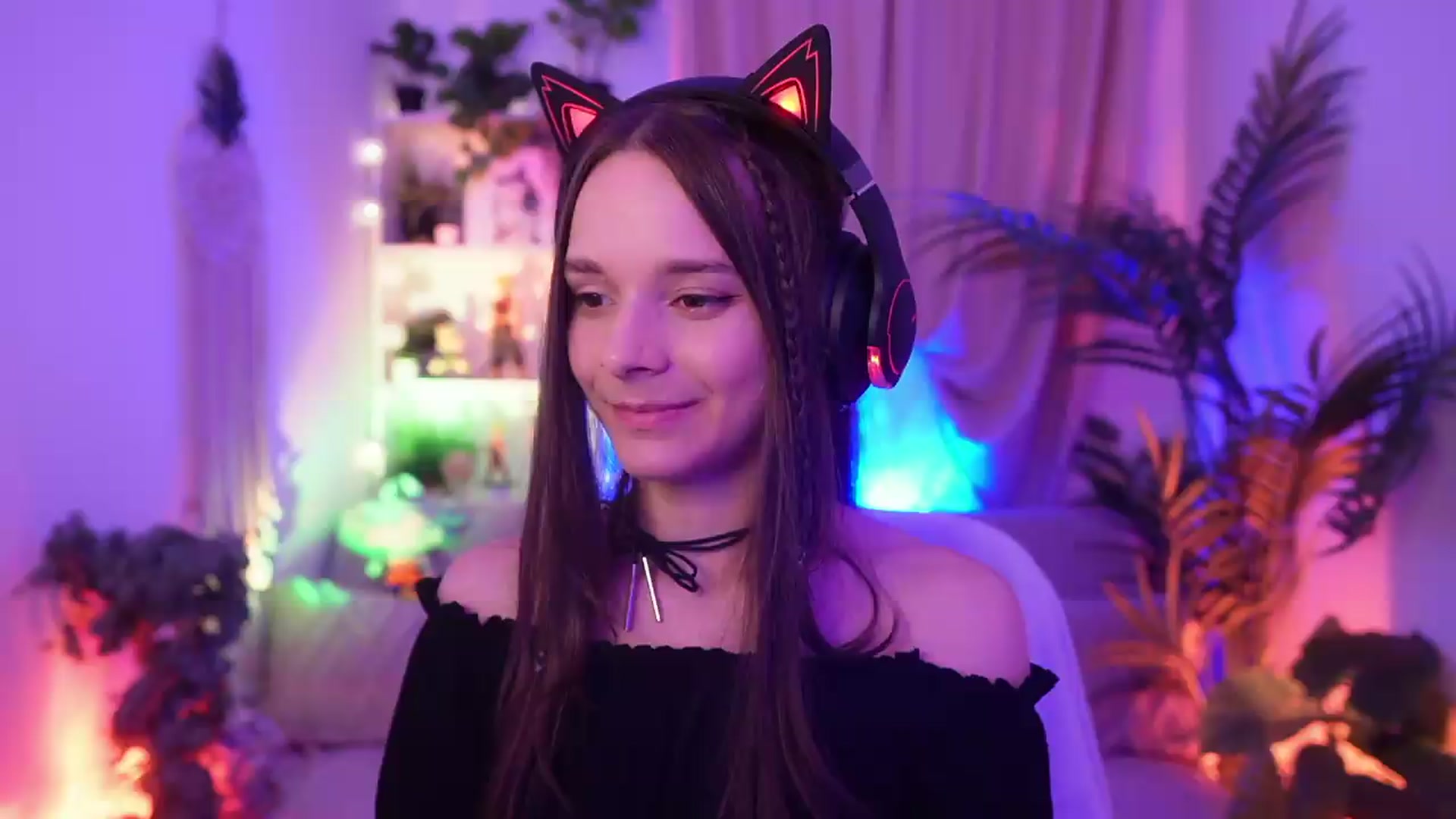 Gallery image thumbnail from Anna_Leah's myfreecams stream on, 08/03/2026, 20:46 image 14 of 20