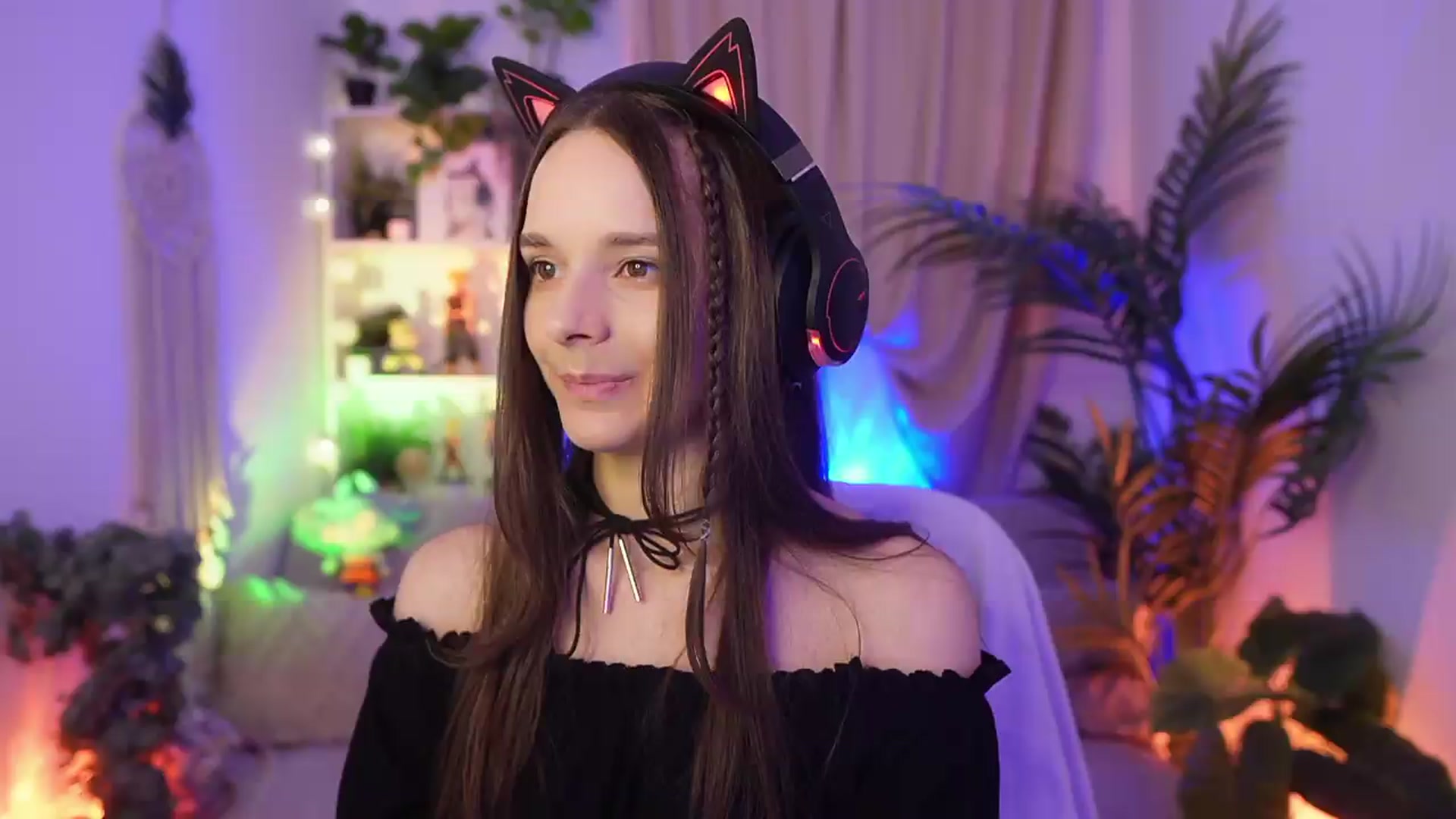 Gallery image thumbnail from Anna_Leah's myfreecams stream on, 08/03/2026, 20:46 image 1 of 20