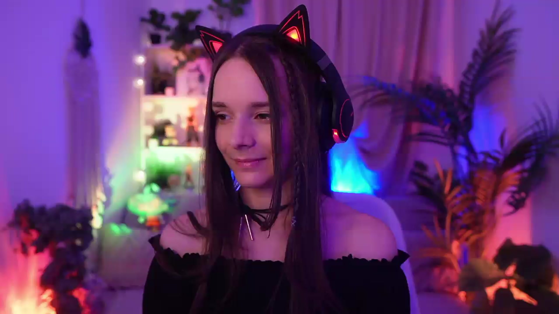Gallery image thumbnail from Anna_Leah's myfreecams stream on, 08/03/2026, 21:12 image 9 of 20