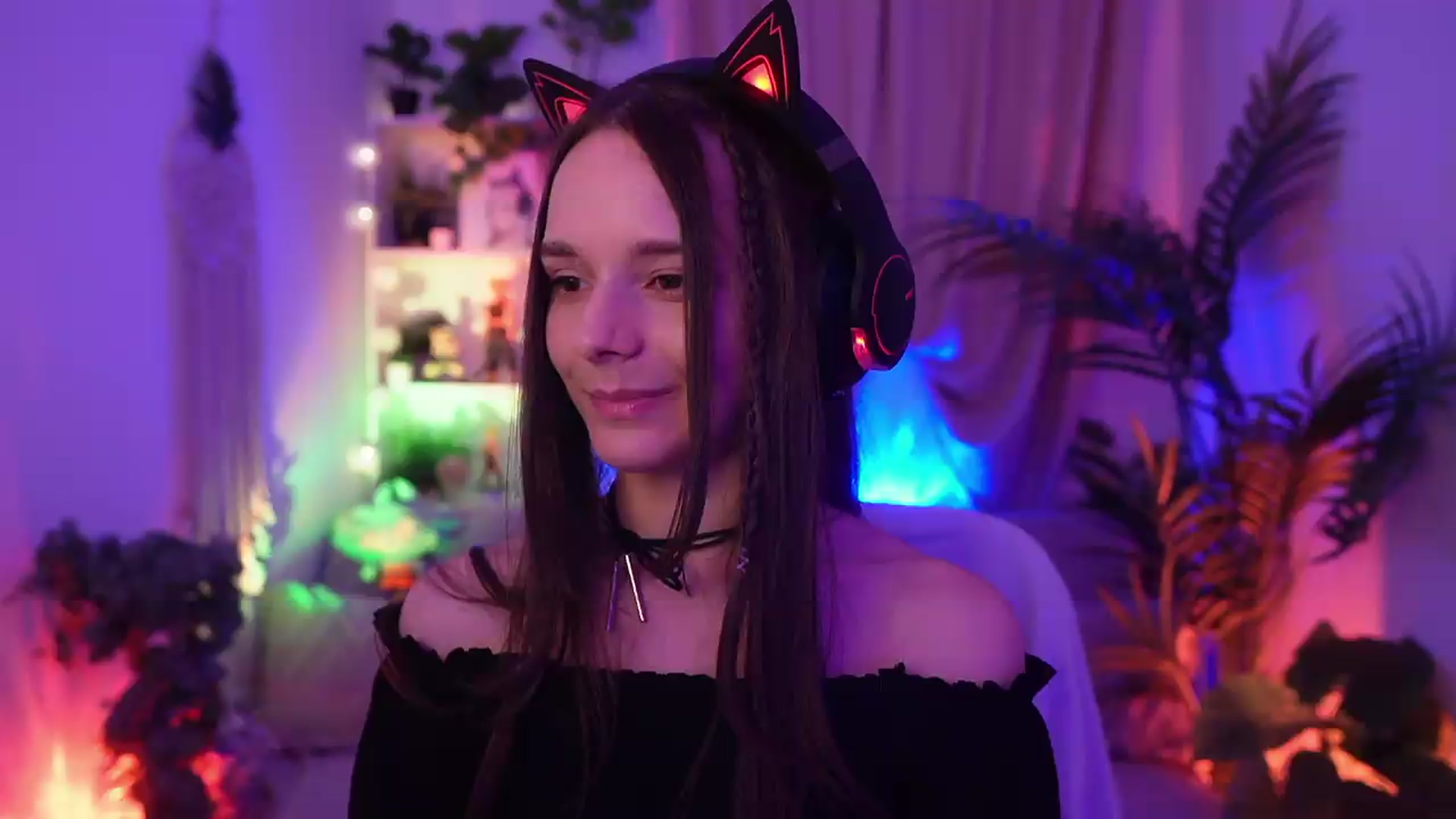 Gallery image thumbnail from Anna_Leah's myfreecams stream on, 08/03/2026, 21:12 image 18 of 20
