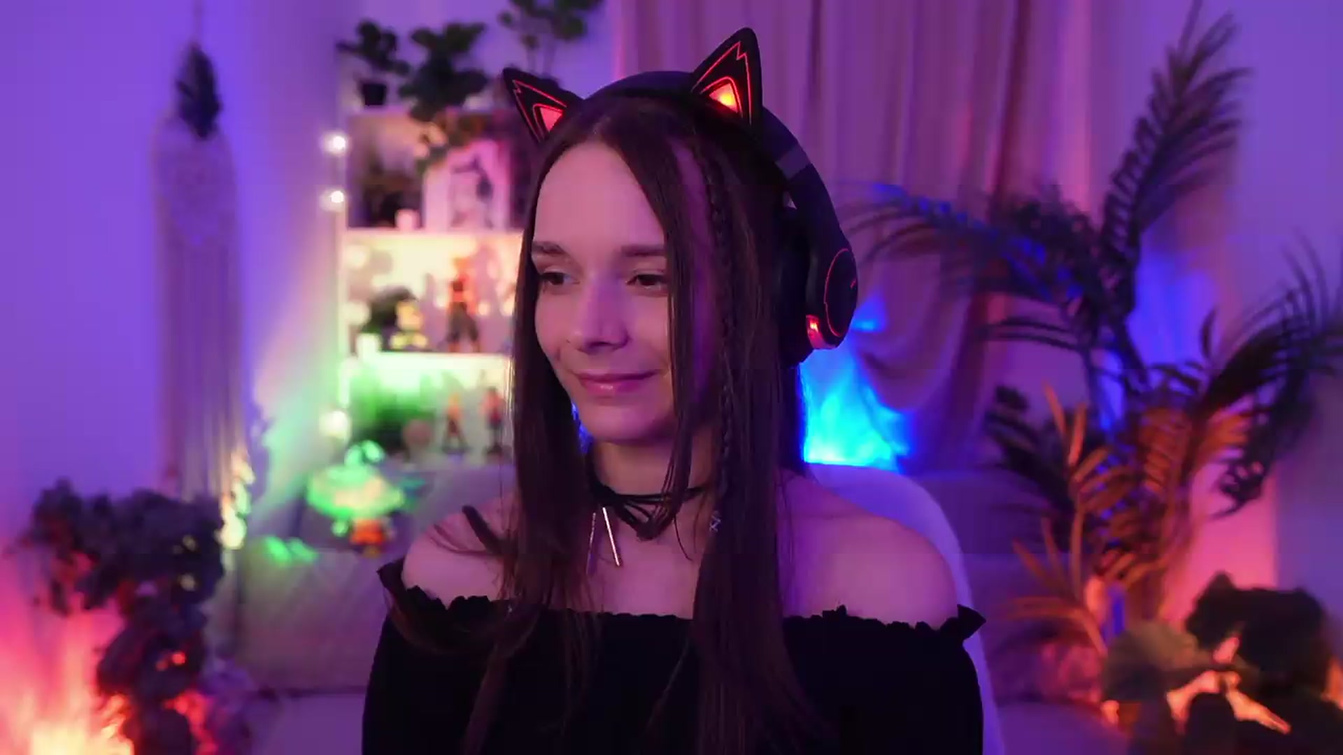 Gallery image thumbnail from Anna_Leah's myfreecams stream on, 08/03/2026, 21:12 image 15 of 20
