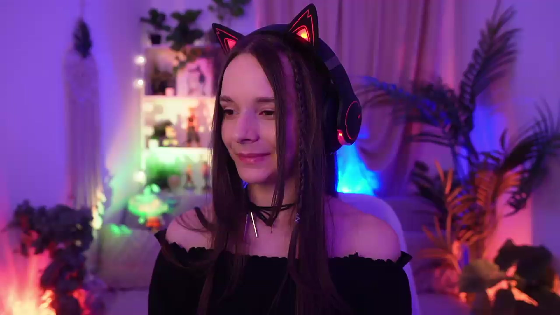 Gallery image thumbnail from Anna_Leah's myfreecams stream on, 08/03/2026, 21:12 image 5 of 20
