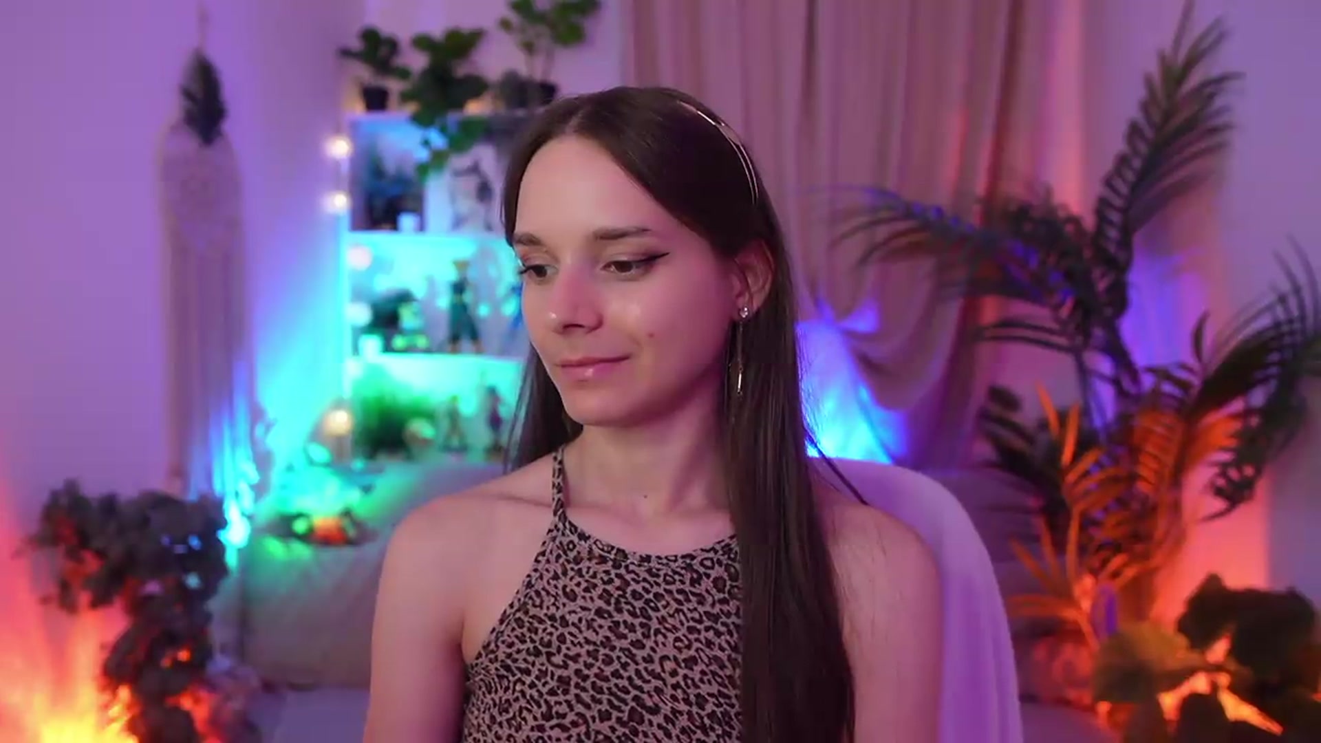 Gallery image thumbnail from Anna_Leah's myfreecams stream on, 08/04/2026, 20:04 image 14 of 20