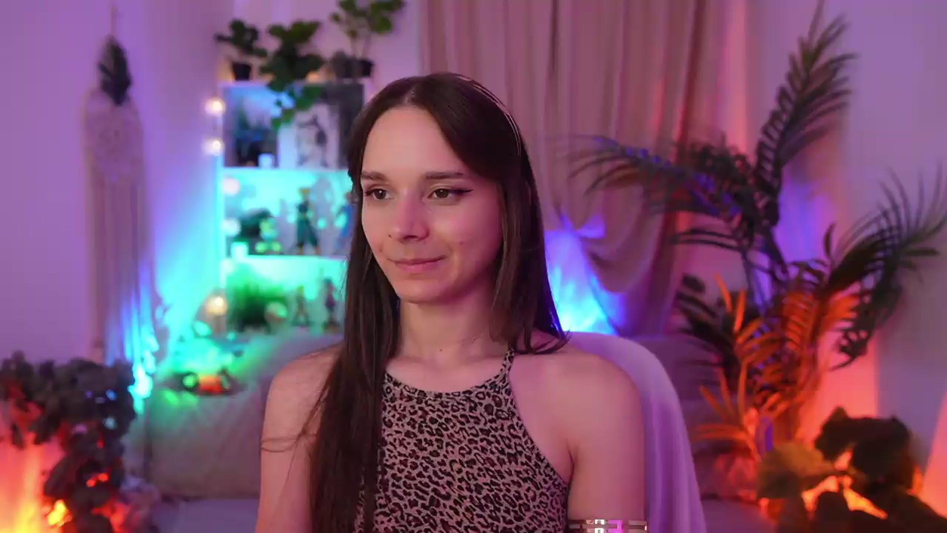 Gallery image thumbnail from Anna_Leah's myfreecams stream on, 08/04/2026, 20:04 image 1 of 20