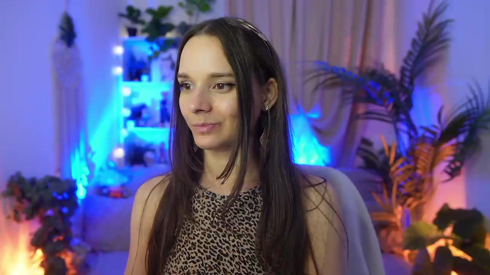 Gallery image thumbnail from Anna_Leah's myfreecams stream on, 08/04/2026, 21:49 image 20 of 20