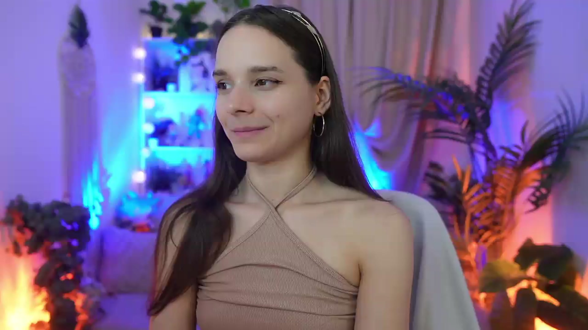 Gallery image thumbnail from Anna_Leah's myfreecams stream on, 08/08/2026, 23:54 image 3 of 20