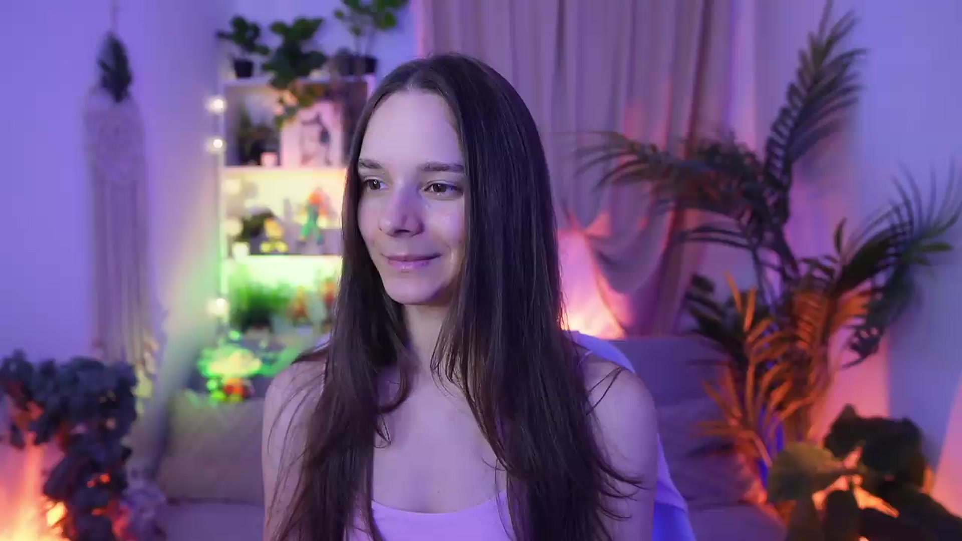 Gallery image thumbnail from Anna_Leah's myfreecams stream on, 08/13/2026, 20:45 image 5 of 20