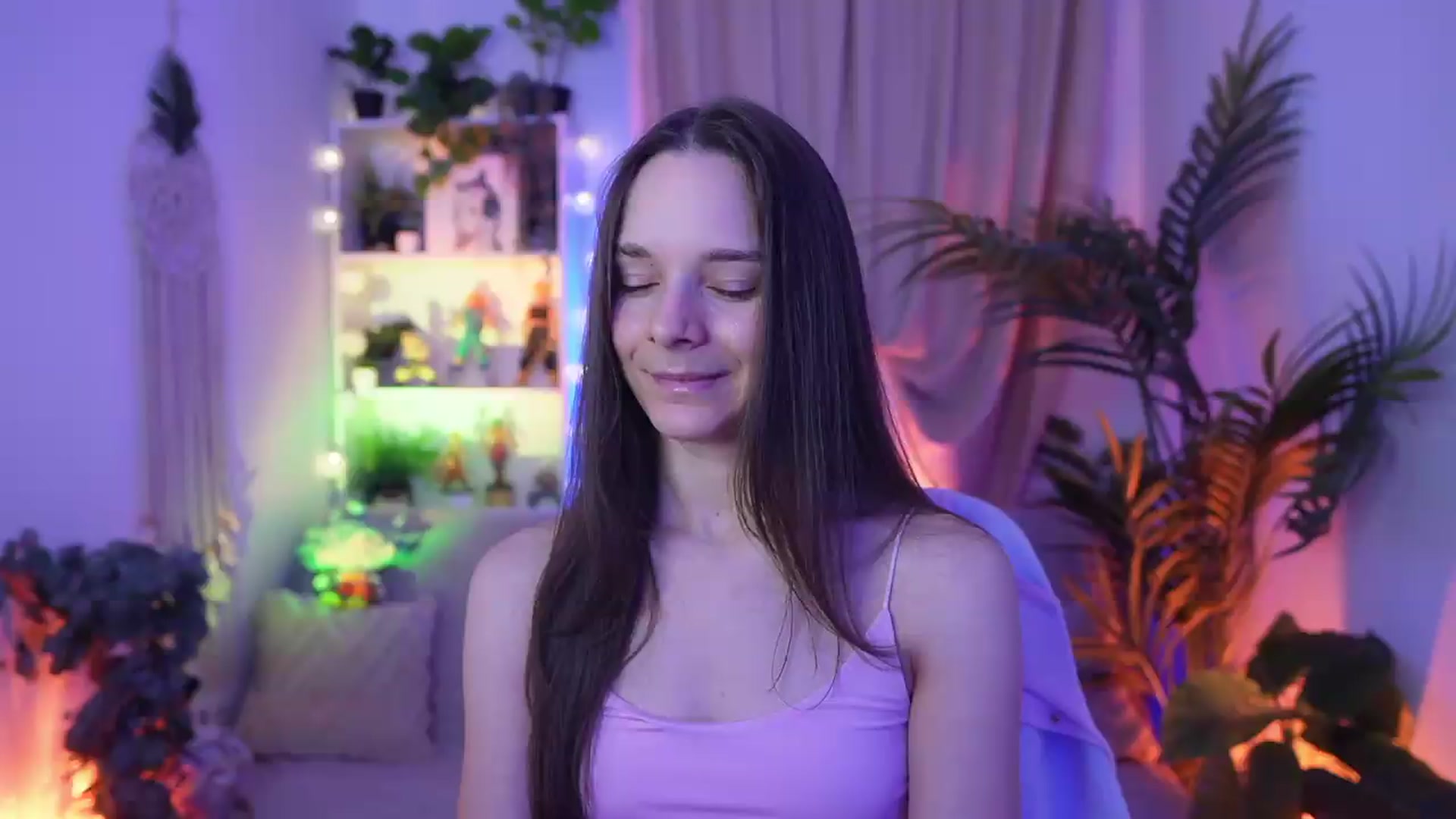 Gallery image thumbnail from Anna_Leah's myfreecams stream on, 08/13/2026, 20:45 image 13 of 20