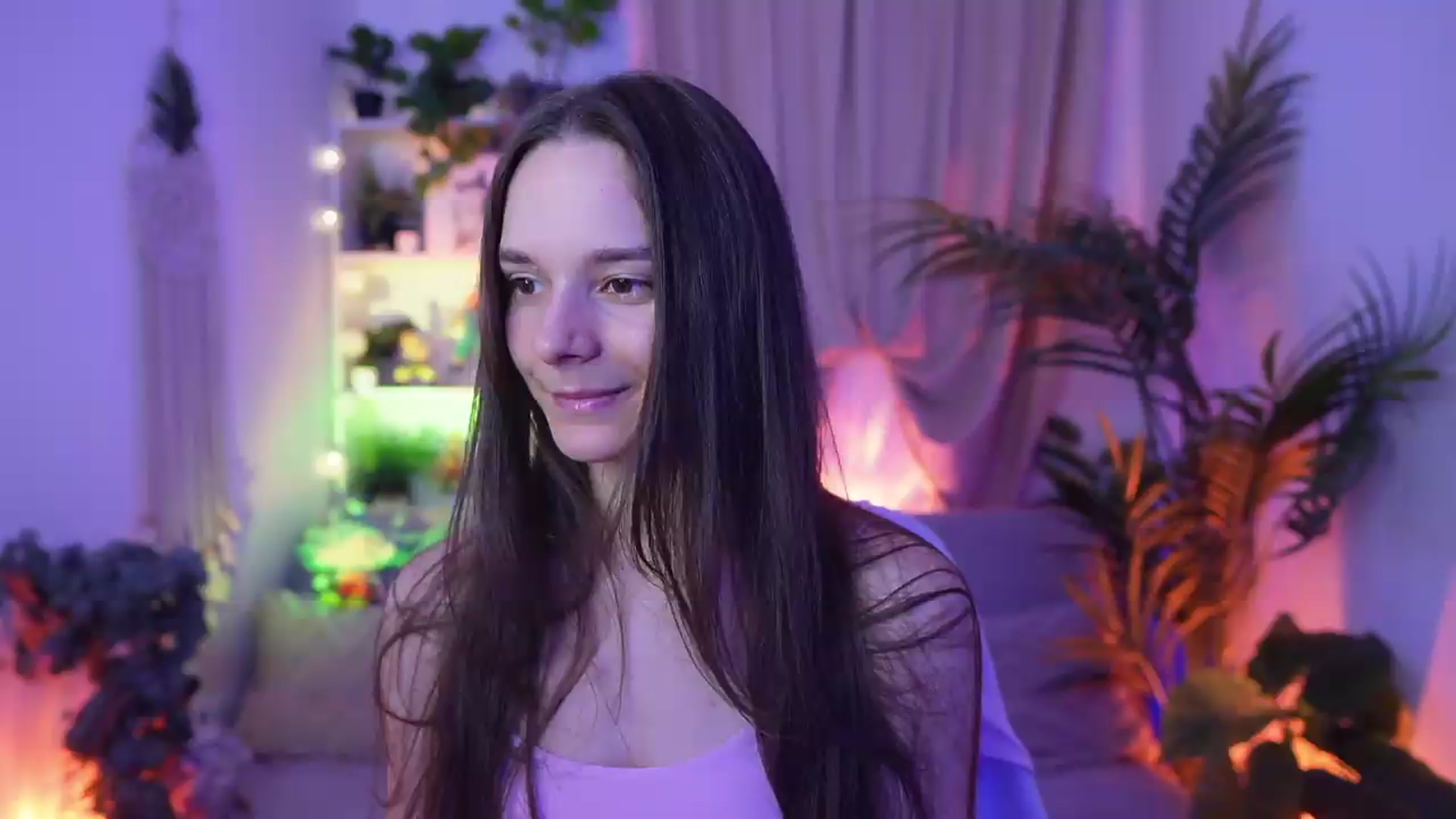 Gallery image thumbnail from Anna_Leah's myfreecams stream on, 08/13/2026, 20:45 image 1 of 20
