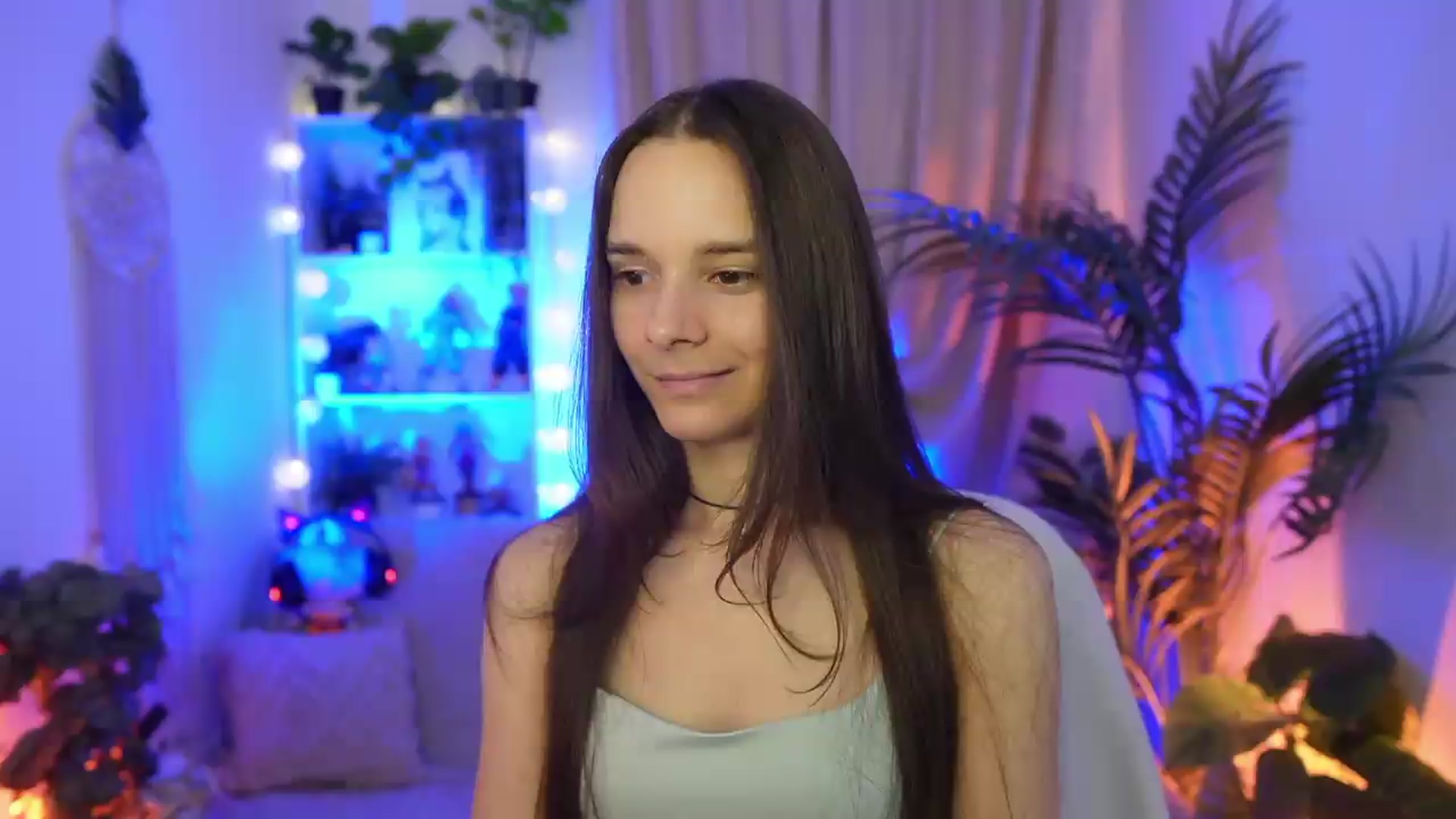 Gallery image thumbnail from Anna_Leah's myfreecams stream on, 08/15/2026, 19:58 image 10 of 20