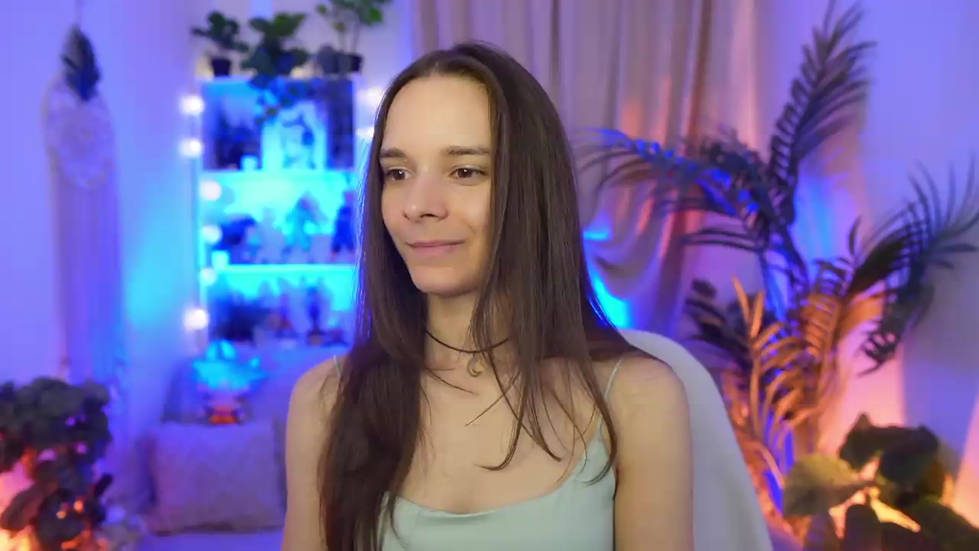 Gallery image thumbnail from Anna_Leah's myfreecams stream on, 08/15/2026, 19:58 image 5 of 20