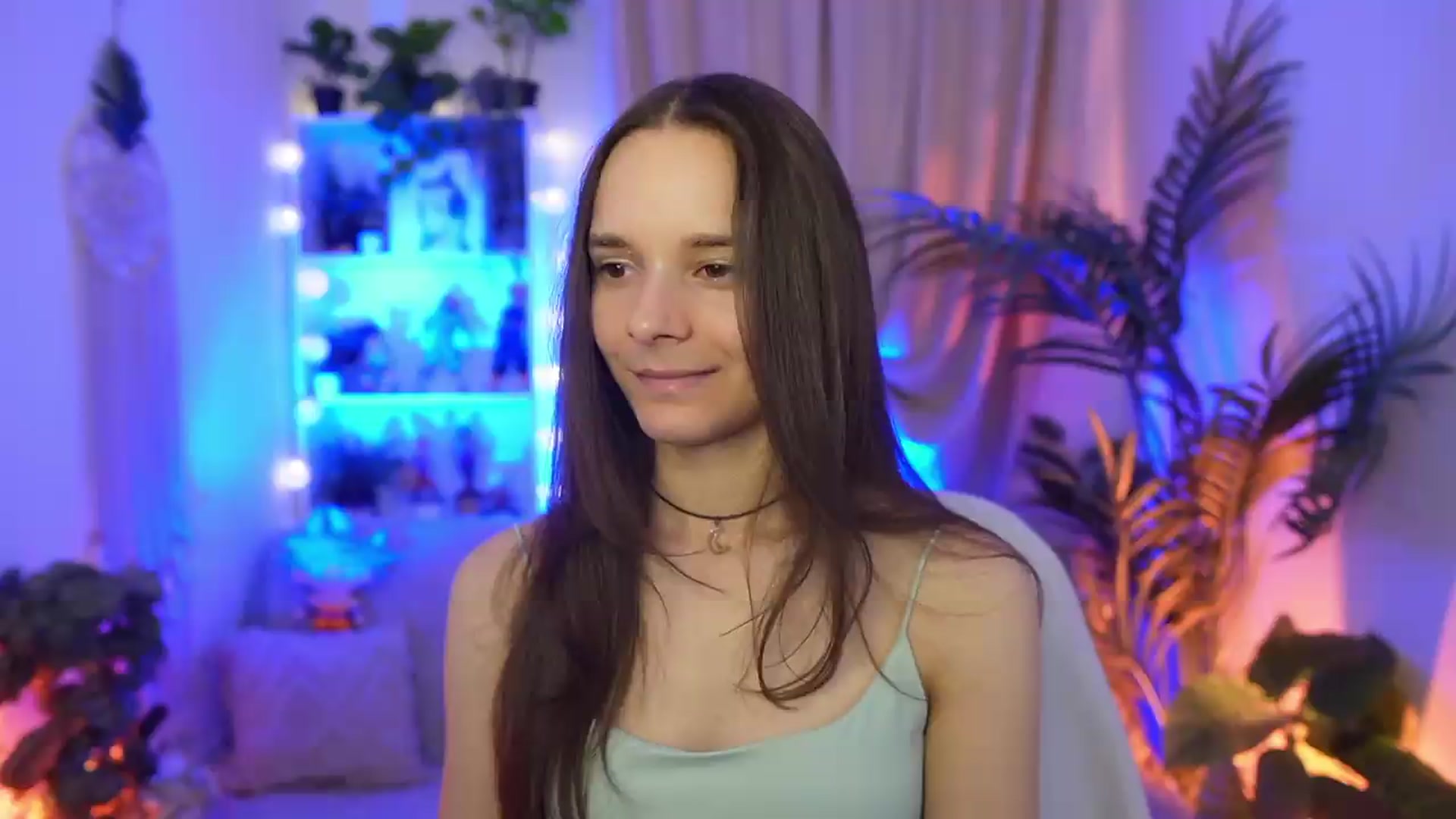Gallery image thumbnail from Anna_Leah's myfreecams stream on, 08/15/2026, 19:58 image 4 of 20