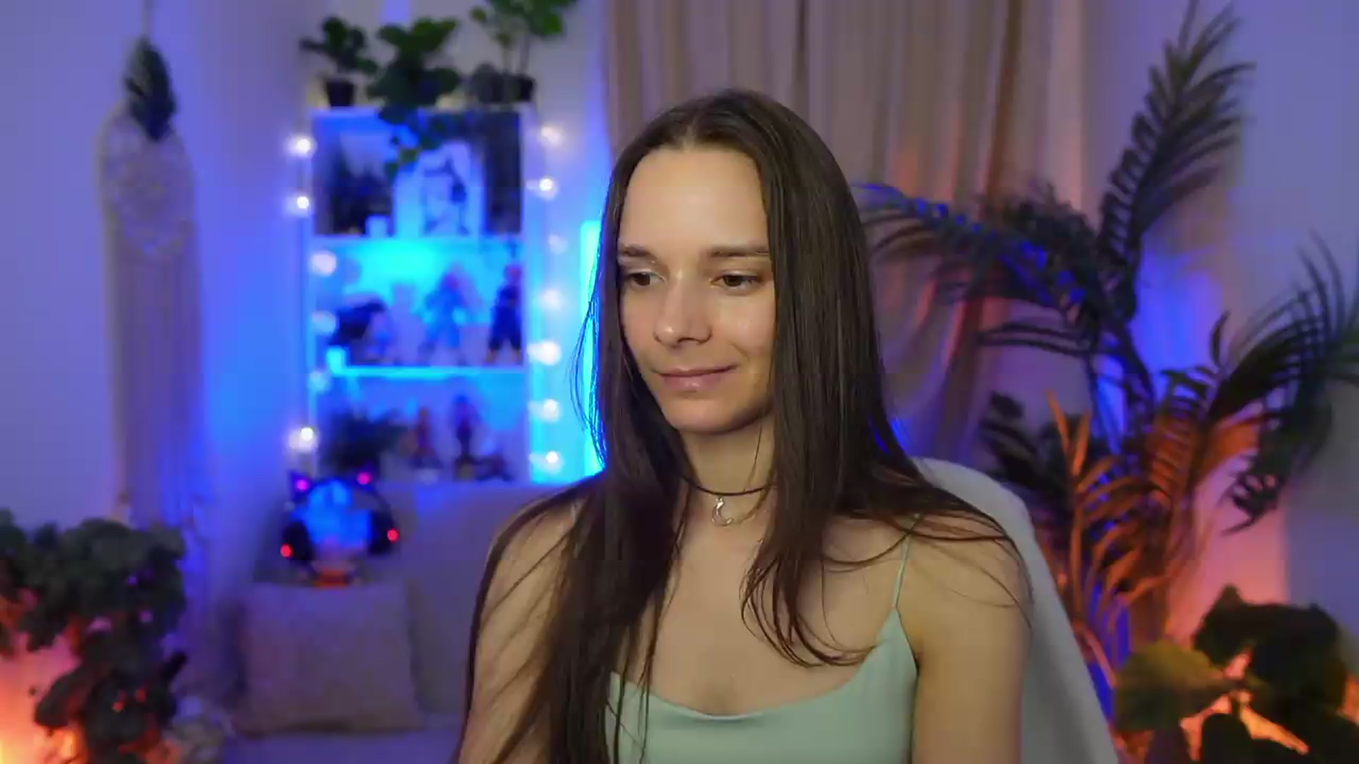 Gallery image thumbnail from Anna_Leah's myfreecams stream on, 08/15/2026, 21:08 image 12 of 20