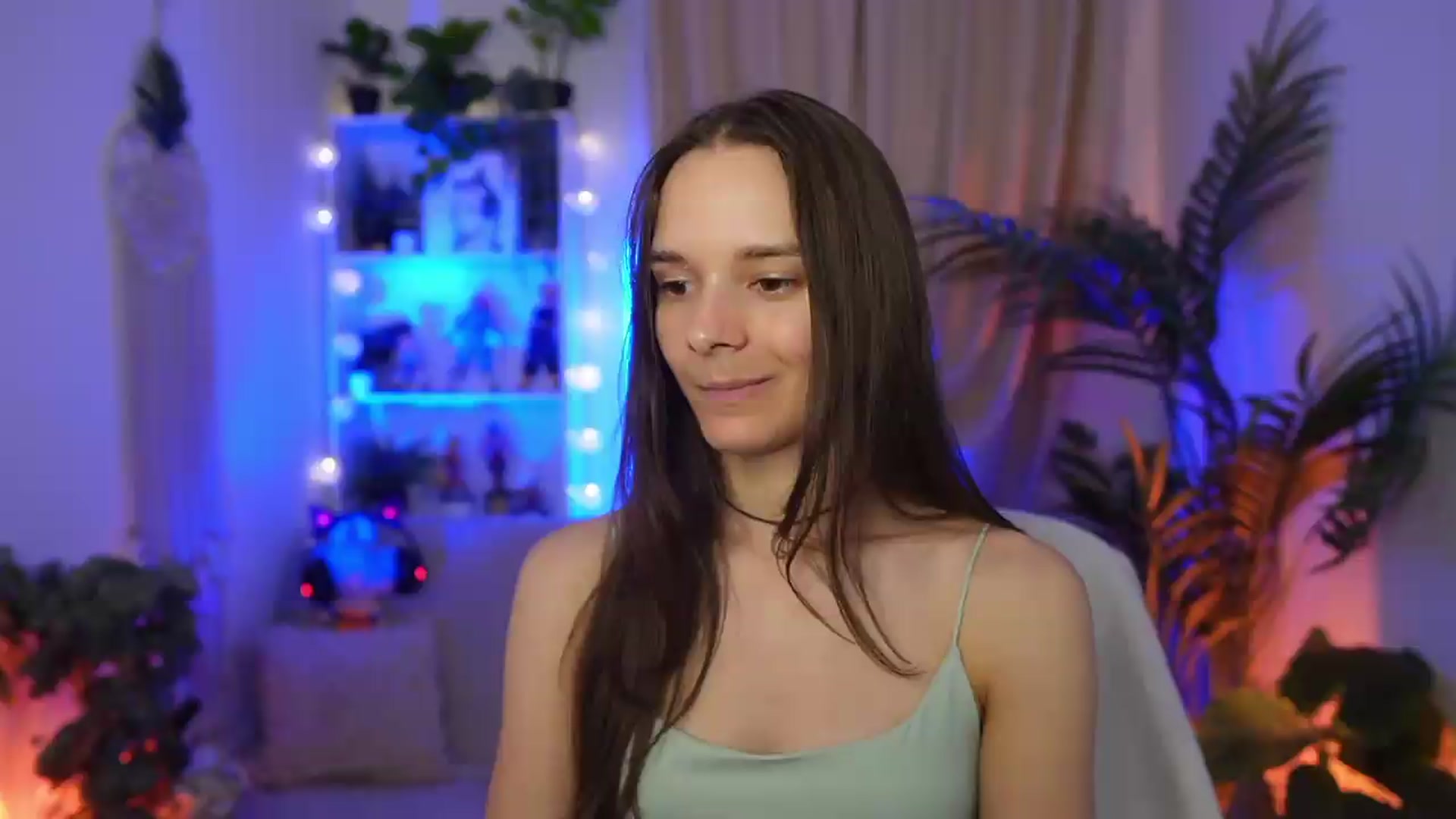 Gallery image thumbnail from Anna_Leah's myfreecams stream on, 08/15/2026, 21:08 image 2 of 20