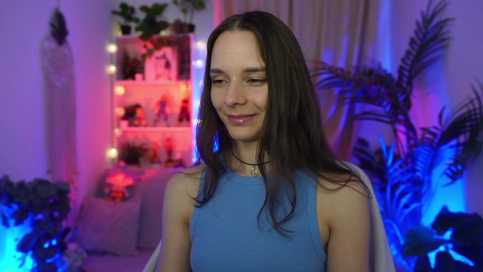 Gallery image thumbnail from Anna_Leah's myfreecams stream on, 08/16/2026, 19:29 image 19 of 20