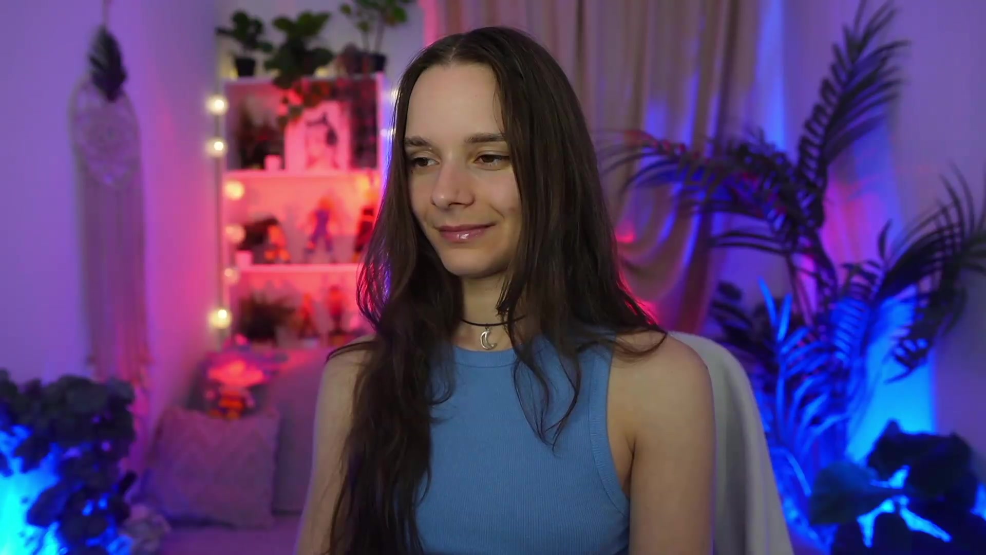 Gallery image thumbnail from Anna_Leah's myfreecams stream on, 08/16/2026, 19:29 image 12 of 20