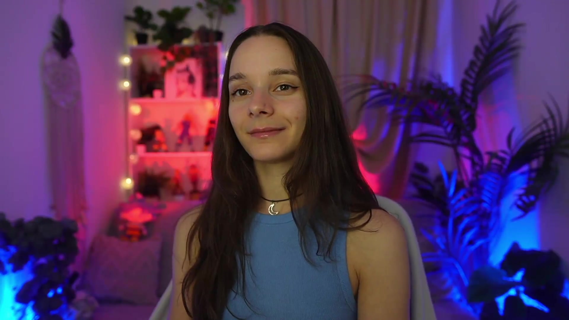 Gallery image thumbnail from Anna_Leah's myfreecams stream on, 08/16/2026, 19:29 image 10 of 20