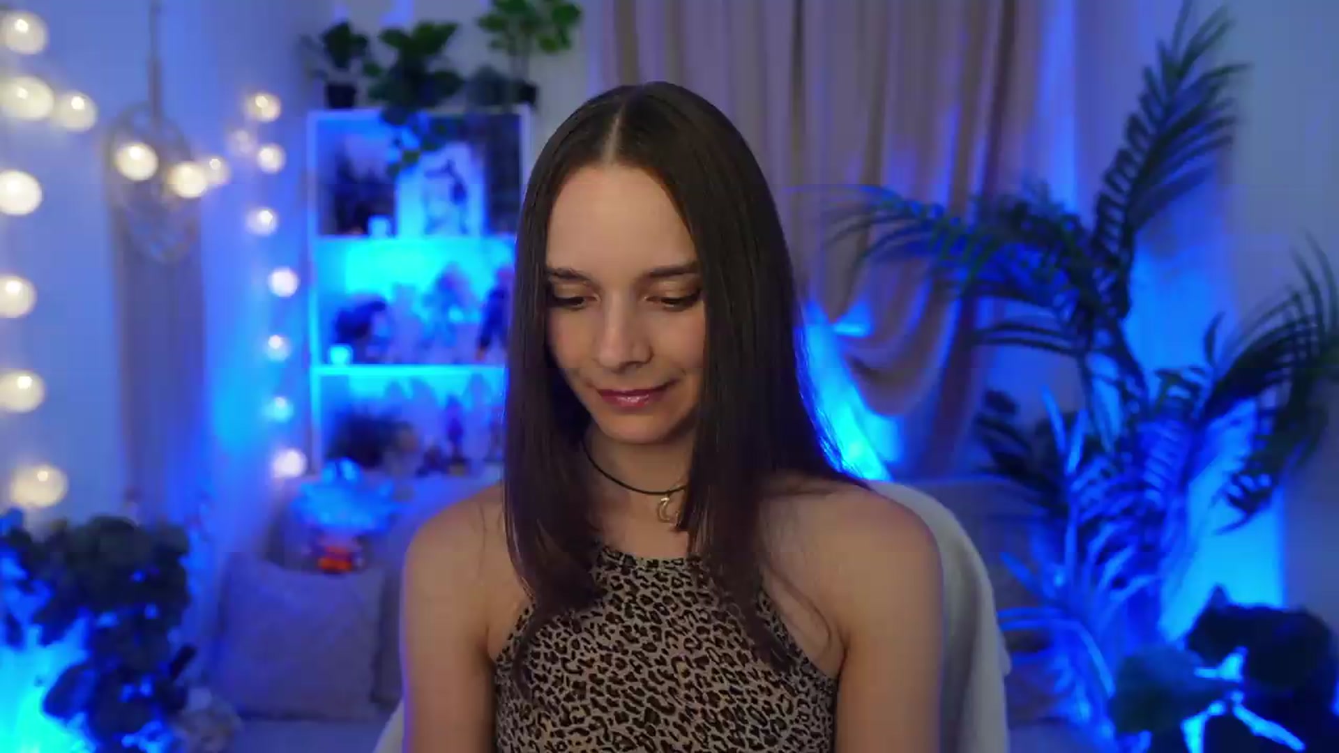 Gallery image thumbnail from Anna_Leah's myfreecams stream on, 08/17/2026, 20:31 image 6 of 20