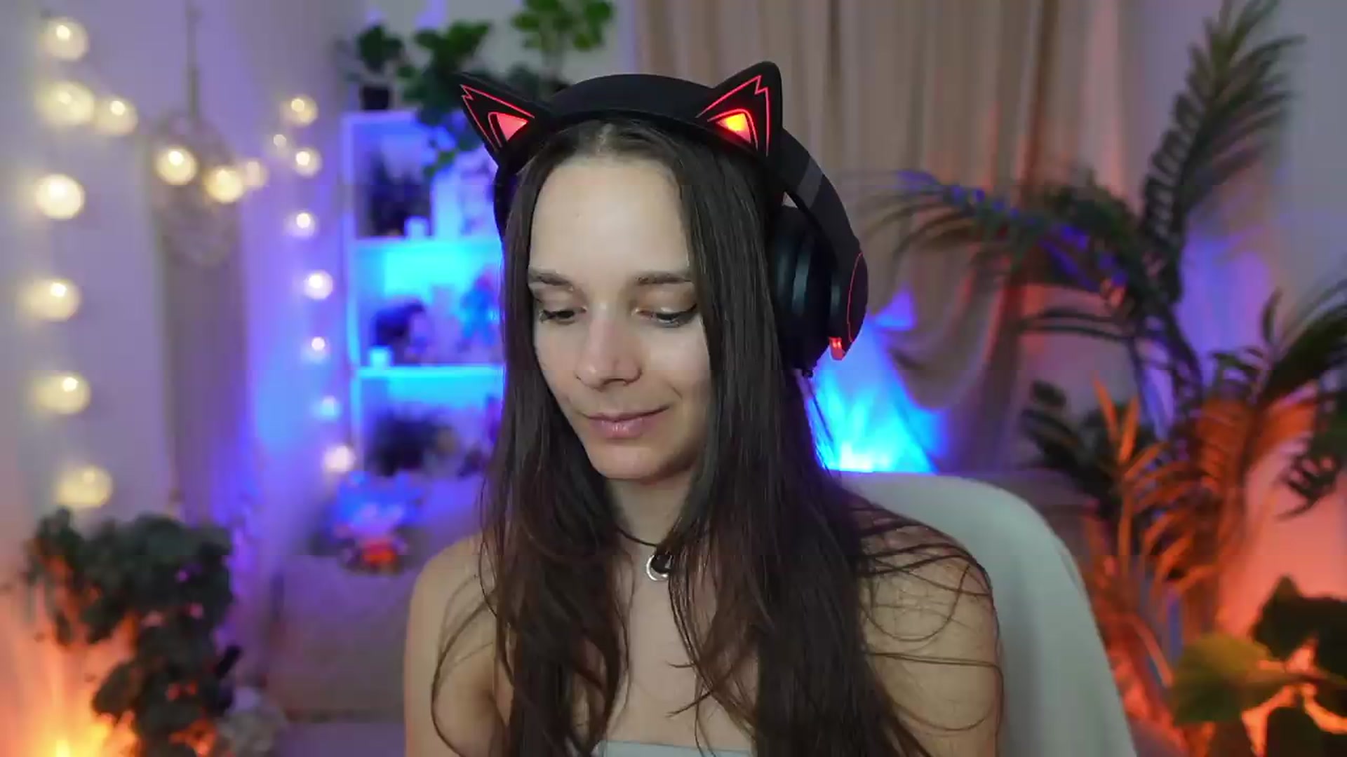 Gallery image thumbnail from Anna_Leah's myfreecams stream on, 08/21/2026, 22:57 image 2 of 20