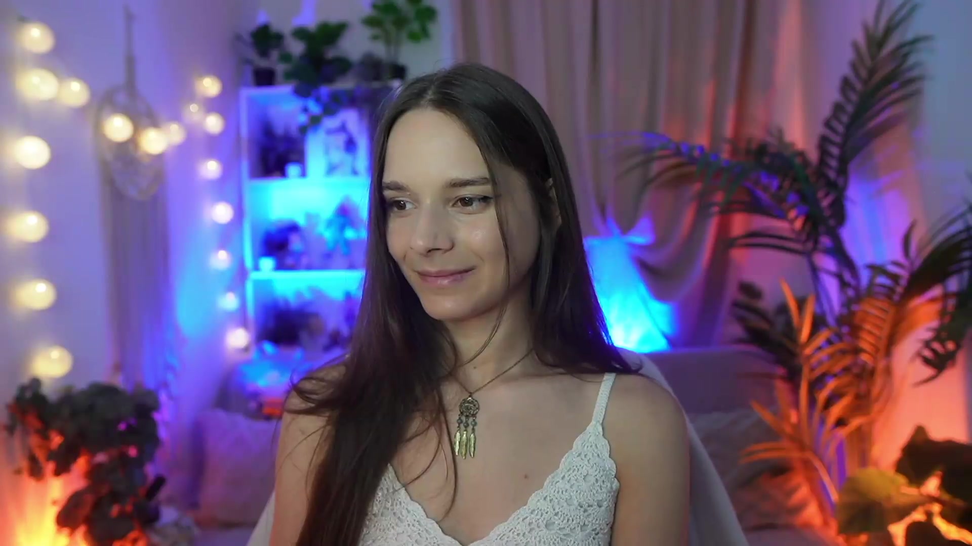Gallery image thumbnail from Anna_Leah's myfreecams stream on, 08/22/2026, 21:10 image 13 of 20