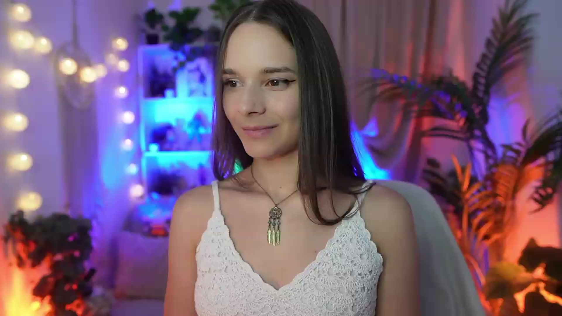 Gallery image thumbnail from Anna_Leah's myfreecams stream on, 08/22/2026, 21:10 image 5 of 20