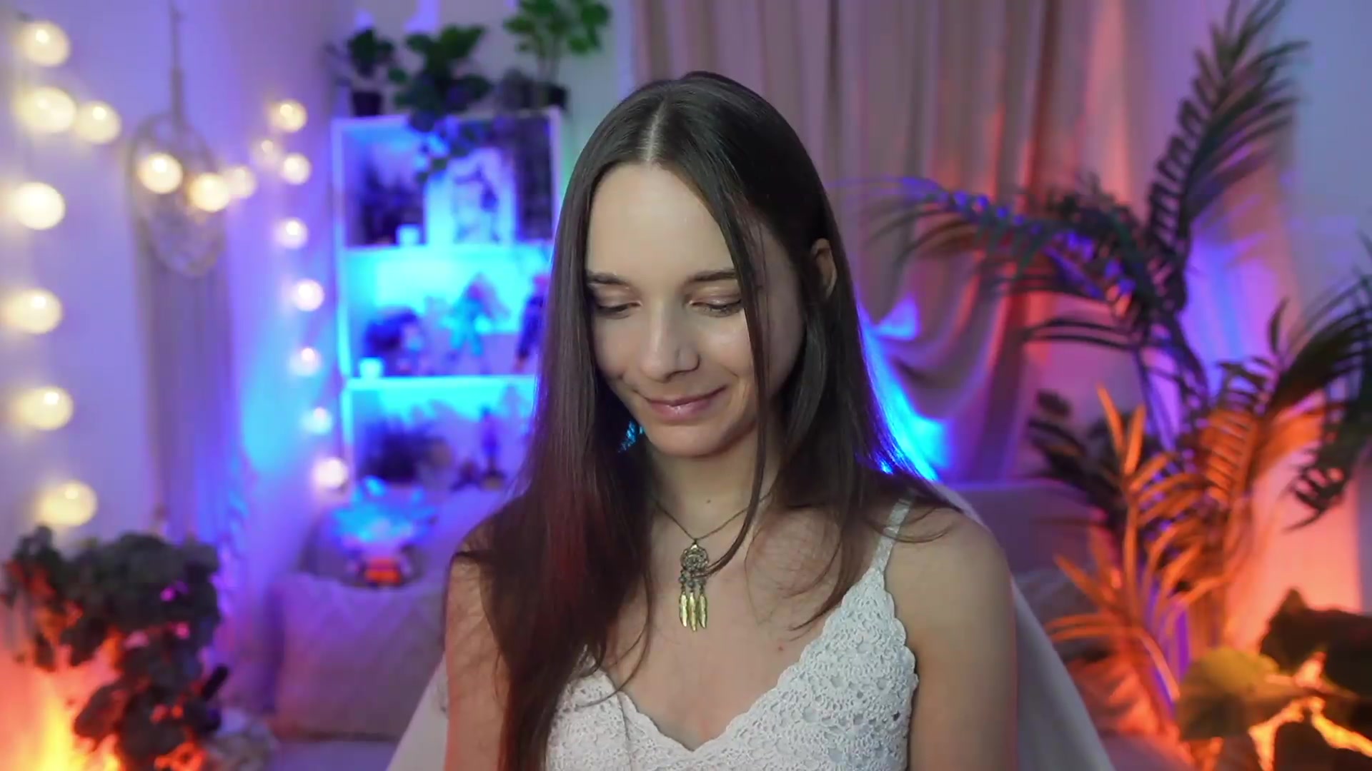 Gallery image thumbnail from Anna_Leah's myfreecams stream on, 08/22/2026, 21:10 image 19 of 20