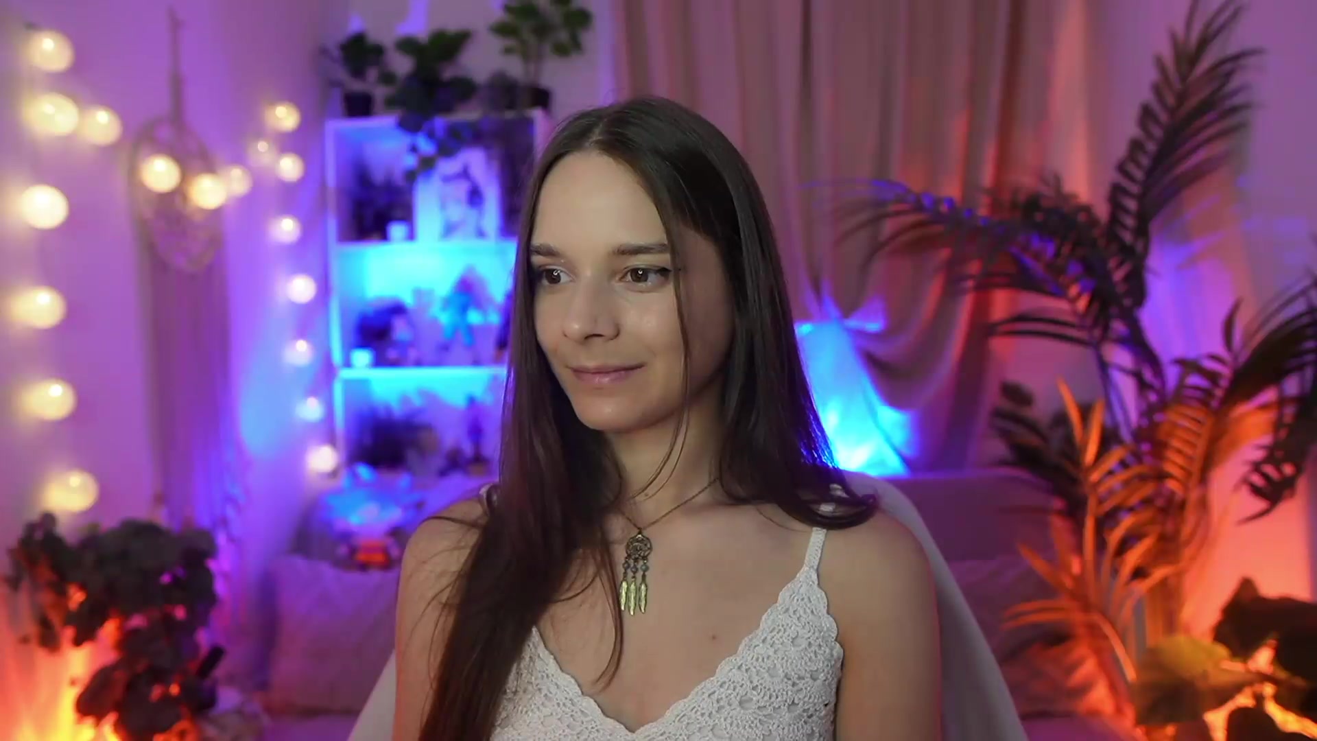 Gallery image thumbnail from Anna_Leah's myfreecams stream on, 08/22/2026, 21:10 image 14 of 20