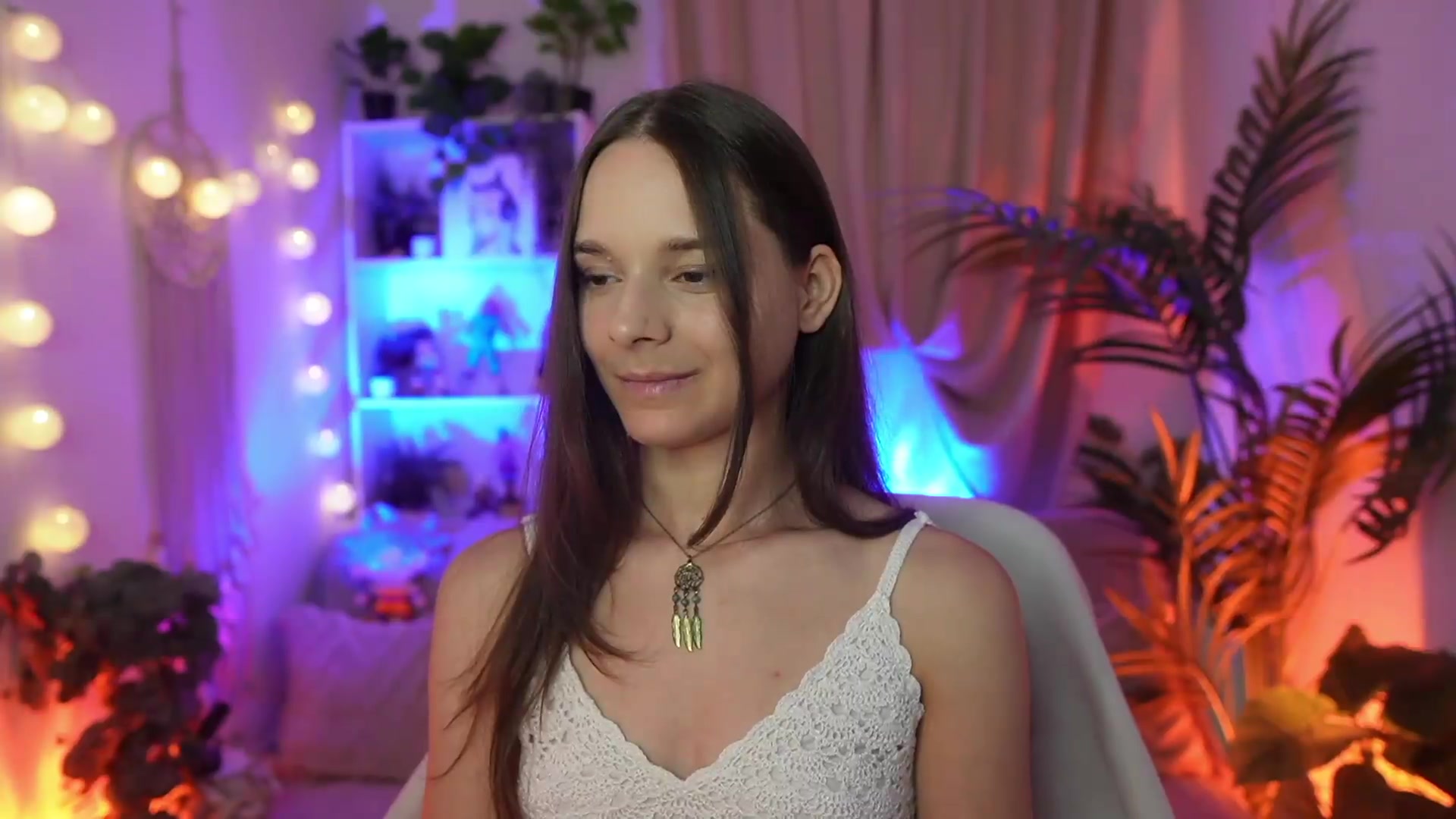 Gallery image thumbnail from Anna_Leah's myfreecams stream on, 08/22/2026, 22:24 image 4 of 20