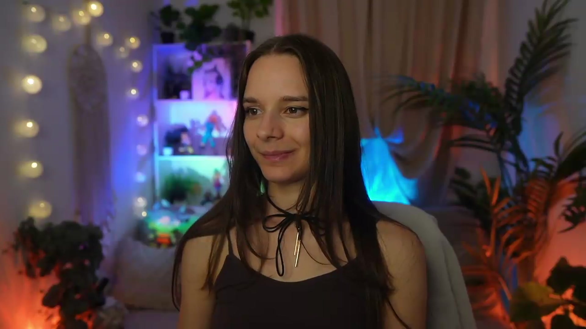 Gallery image thumbnail from Anna_Leah's myfreecams stream on, 08/23/2026, 21:16 image 17 of 20