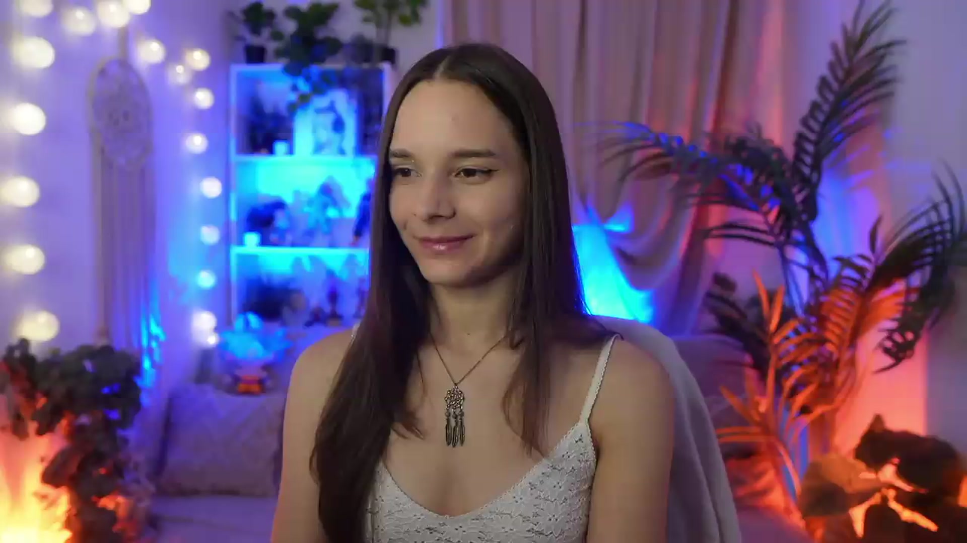 Gallery image thumbnail from Anna_Leah's myfreecams stream on, 08/28/2026, 20:47 image 3 of 20