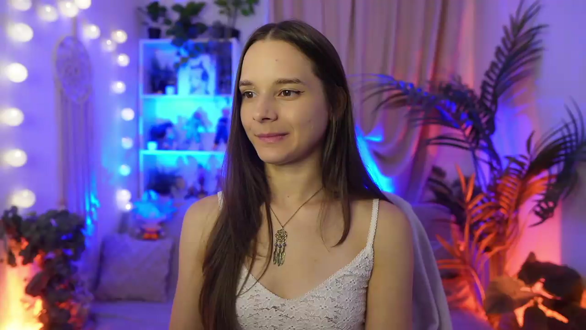 Gallery image thumbnail from Anna_Leah's myfreecams stream on, 08/28/2026, 20:47 image 12 of 20