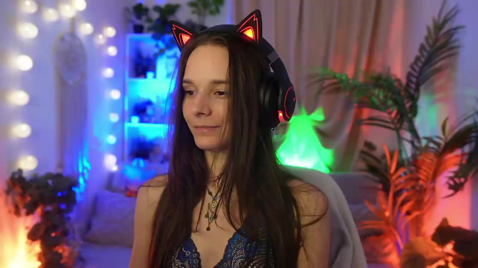 Gallery image thumbnail from Anna_Leah's myfreecams stream on, 08/31/2026, 02:45 image 5 of 20