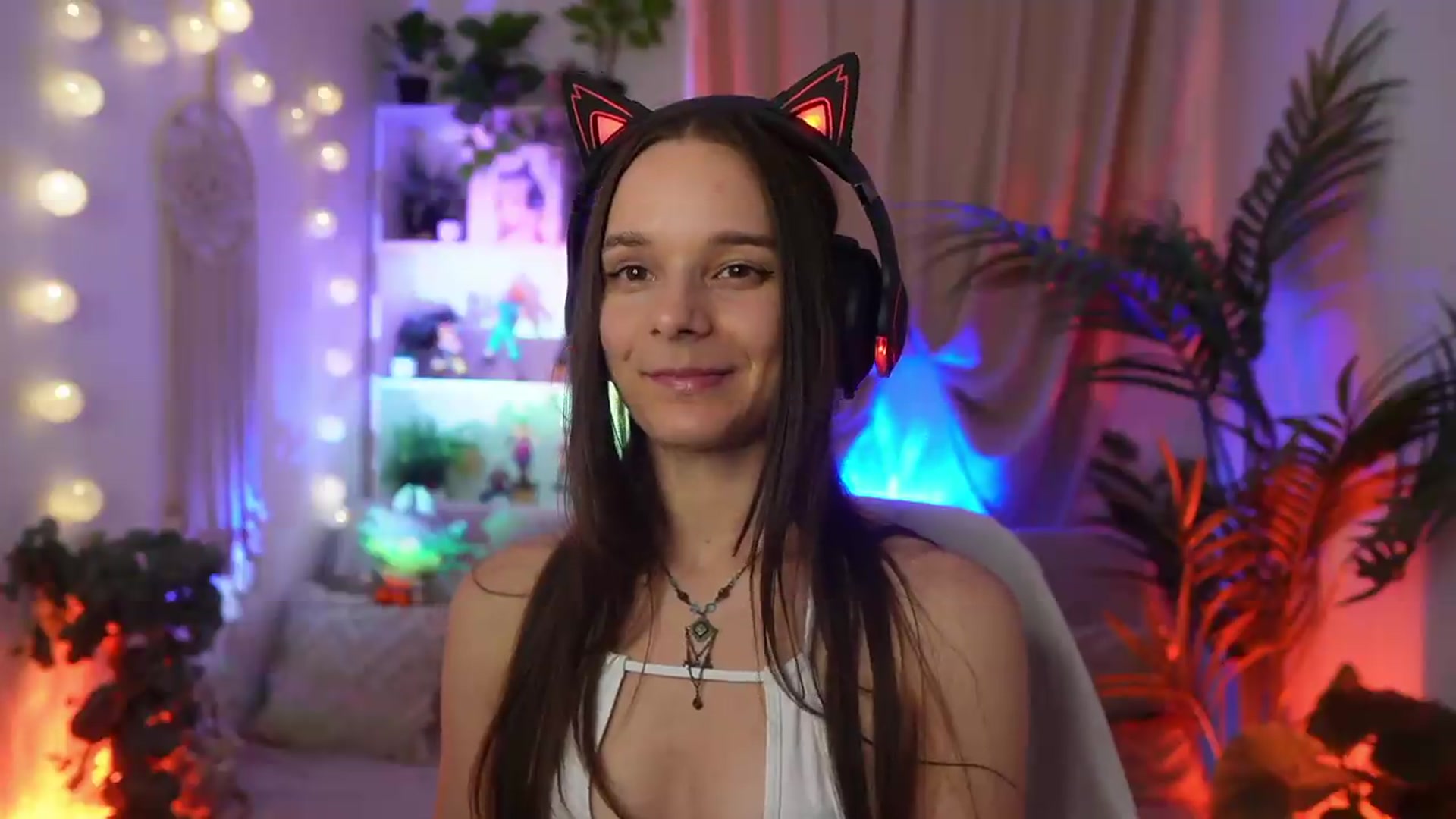 Gallery image thumbnail from Anna_Leah's myfreecams stream on, 08/31/2026, 02:50 image 12 of 20