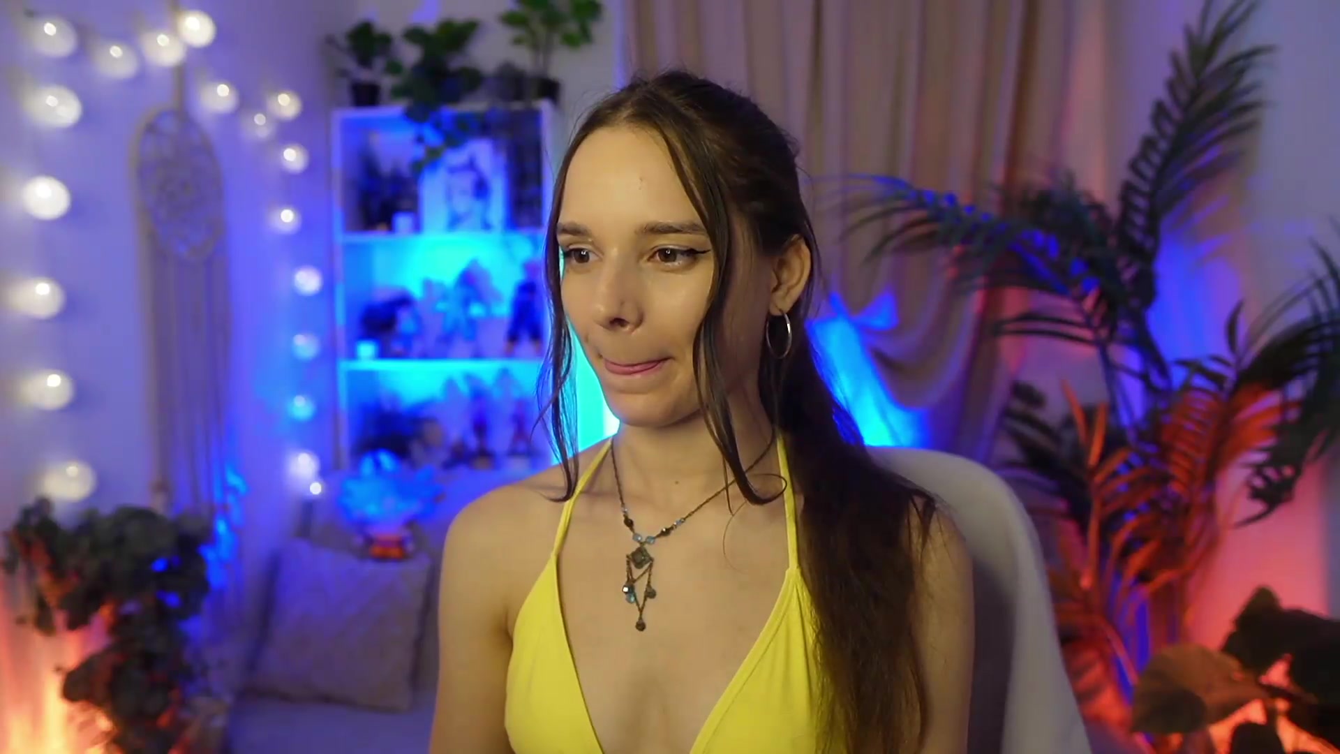 Gallery image thumbnail from Anna_Leah's myfreecams stream on, 09/03/2026, 22:19 image 18 of 20