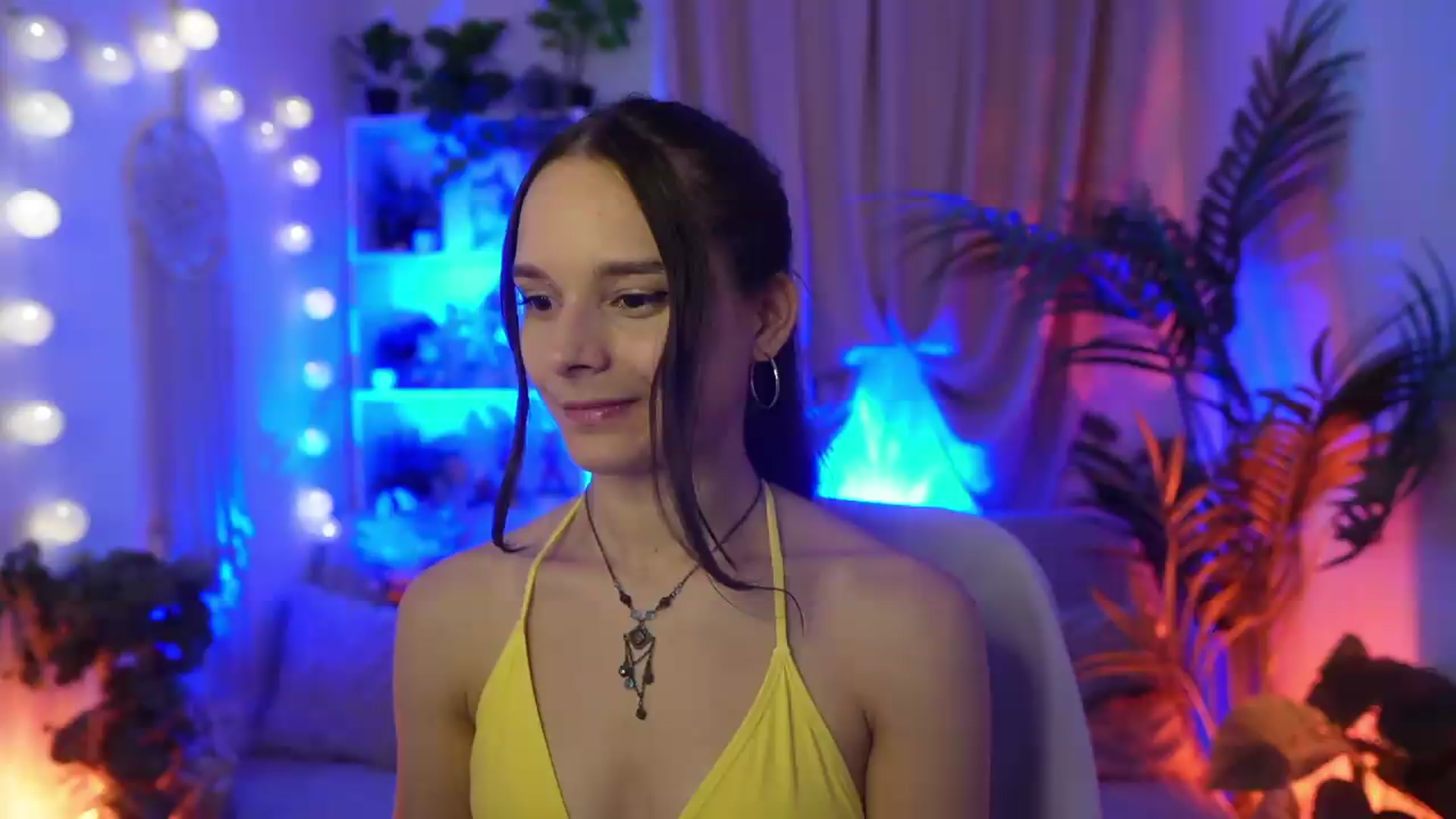 Gallery image thumbnail from Anna_Leah's myfreecams stream on, 09/03/2026, 22:19 image 2 of 20