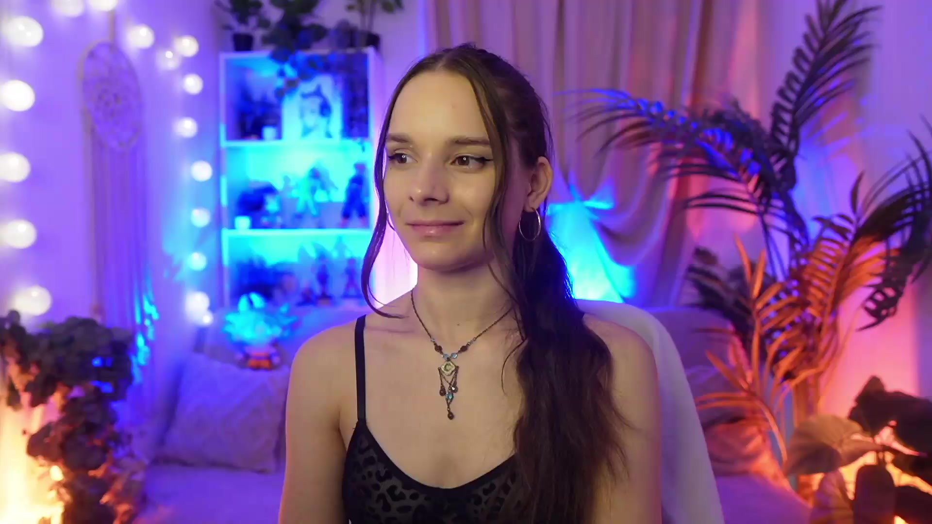 Gallery image thumbnail from Anna_Leah's myfreecams stream on, 09/04/2026, 24:33 image 20 of 20