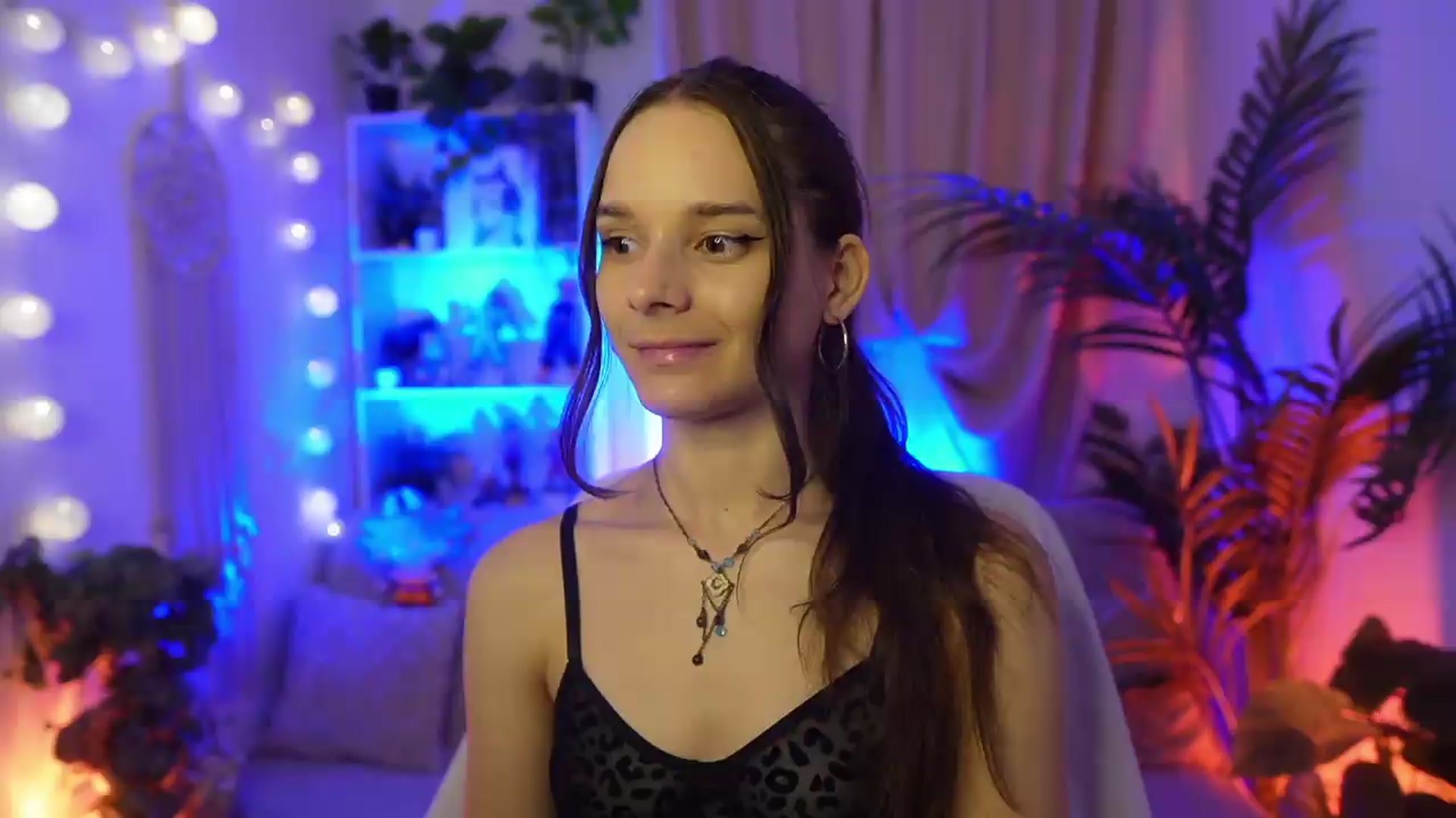 Gallery image thumbnail from Anna_Leah's myfreecams stream on, 09/04/2026, 24:33 image 15 of 20