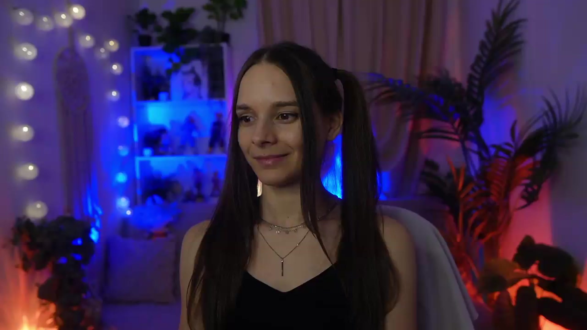 Gallery image thumbnail from Anna_Leah's myfreecams stream on, 09/04/2026, 23:04 image 13 of 20