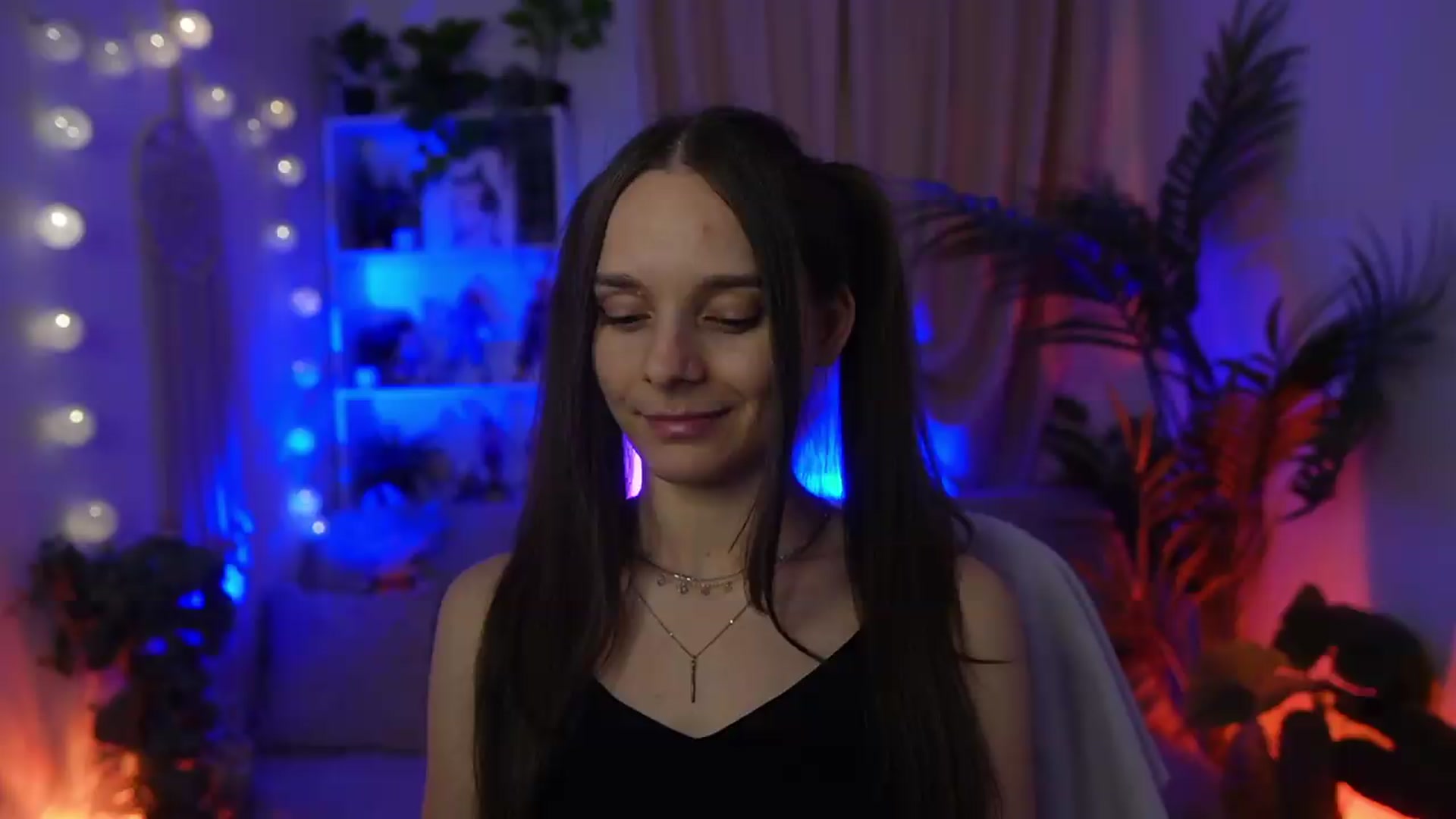Gallery image thumbnail from Anna_Leah's myfreecams stream on, 09/04/2026, 23:04 image 12 of 20